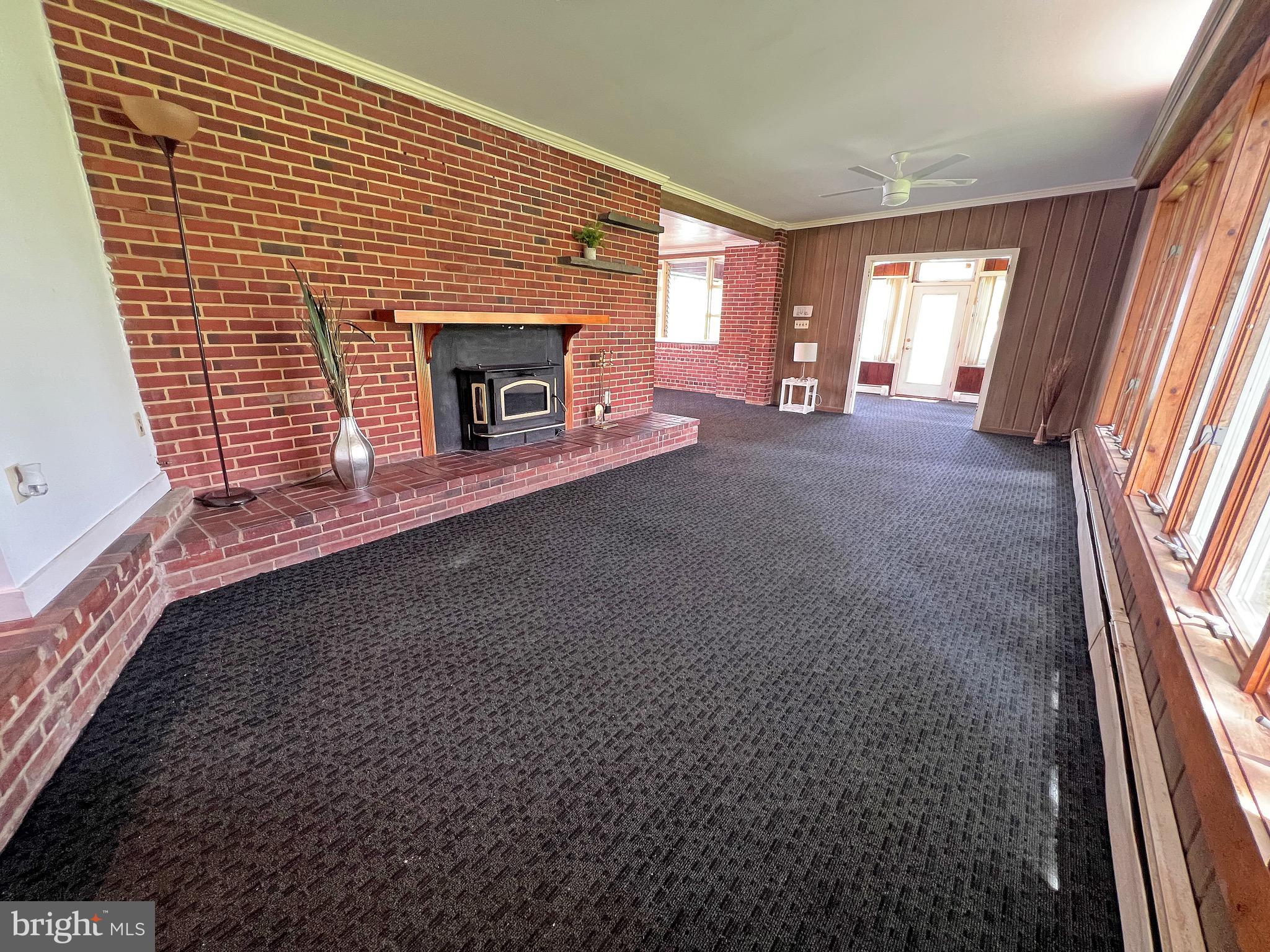 HACKS POINT - Residential