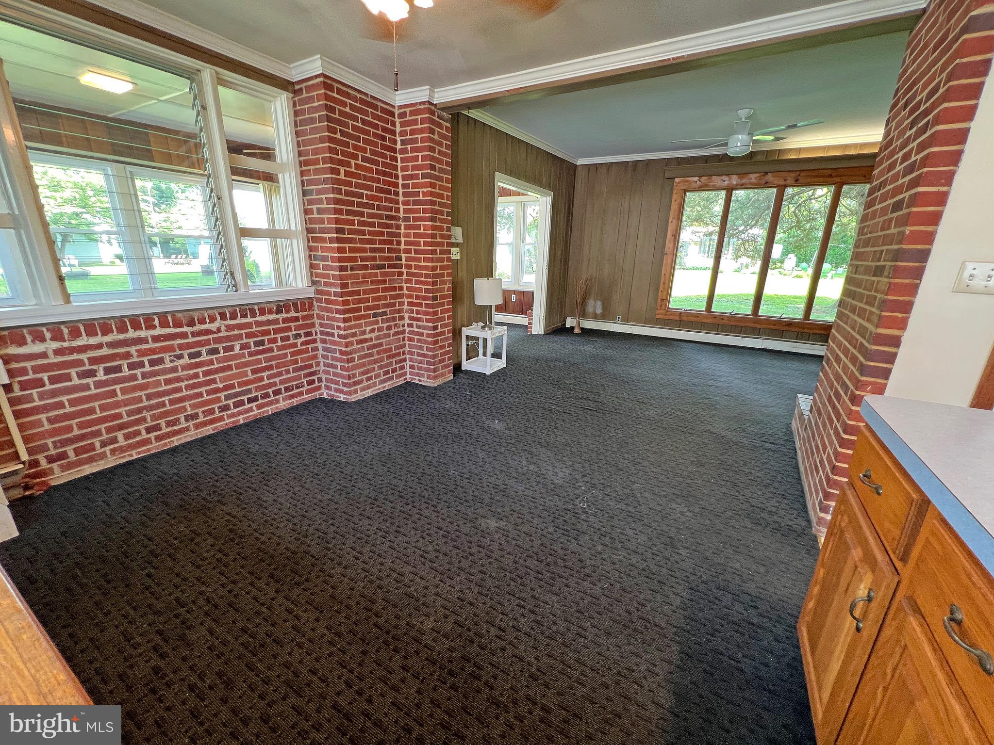 HACKS POINT - Residential