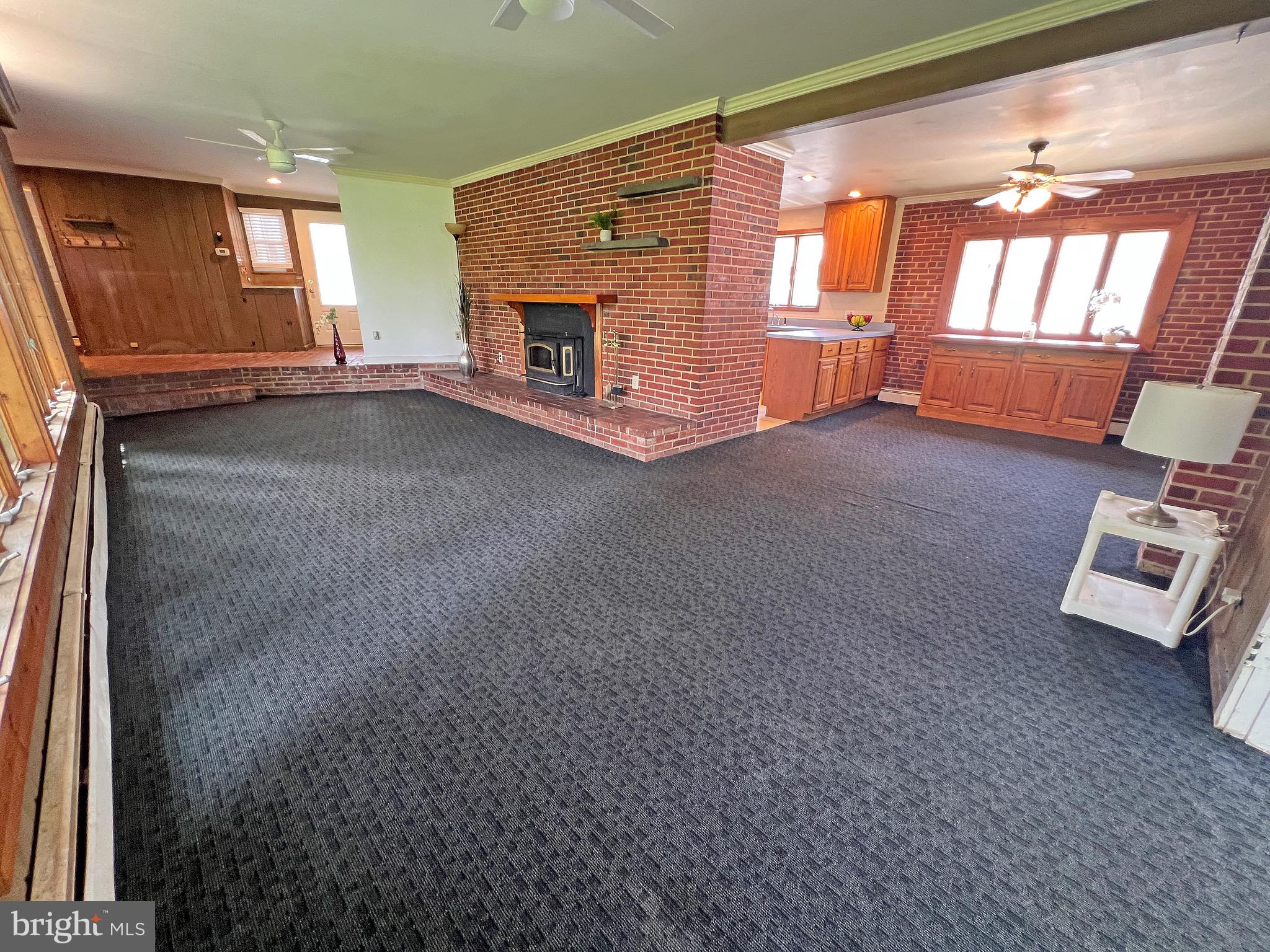 HACKS POINT - Residential
