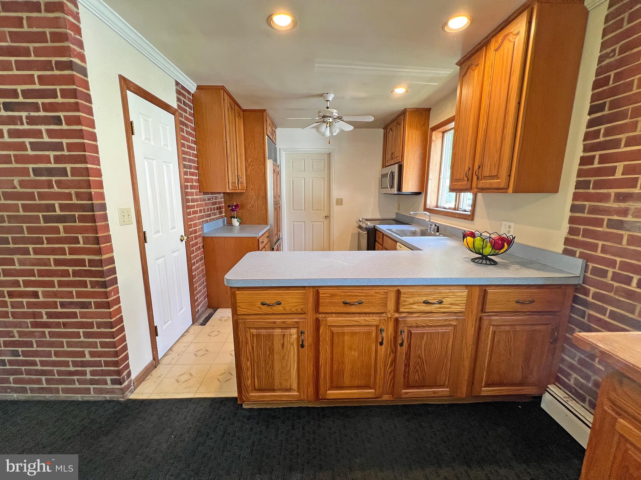HACKS POINT - Residential