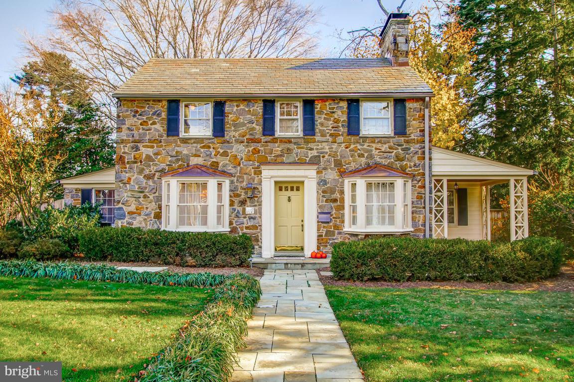 Is a new home in the cards for 2015?  Lovely stone home located in historic Fieldstone community convenient to shopping, public transit and major roadways.  Home has been updated with a fully finished basement, breakfast room and butler's pantry off the galley kitchen.  The yard has been professionally landscaped and features a beautiful water feature  and fenced rear yard.  Home Warranty conveys.