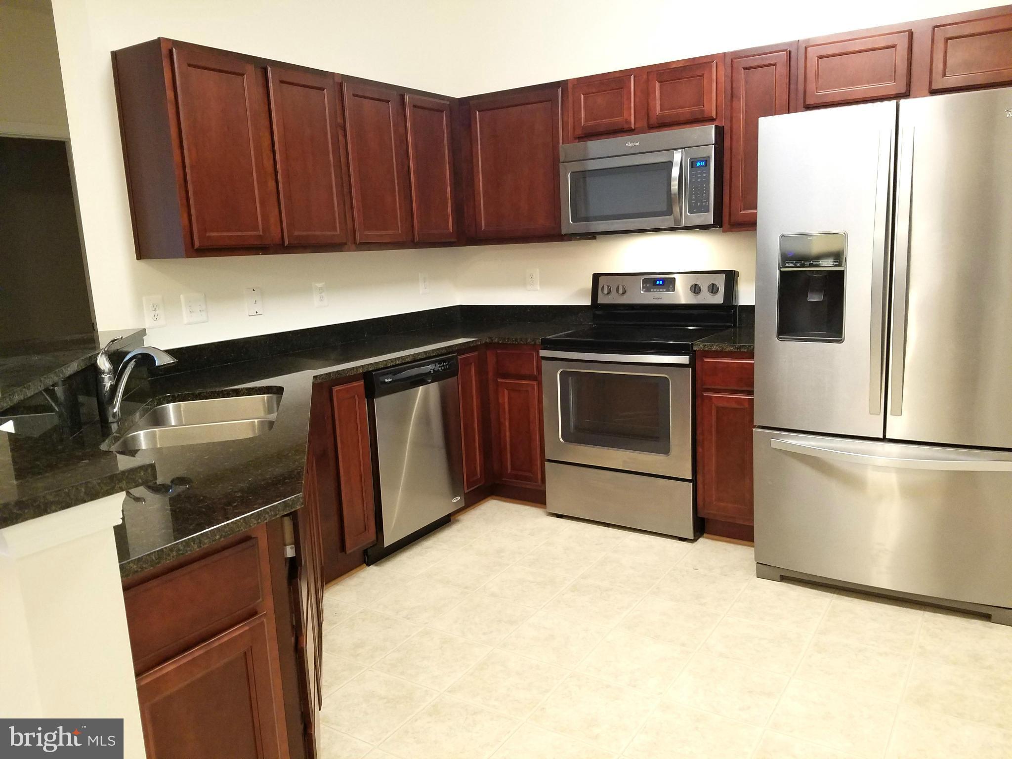 RESIDENCES AT WILDEWOOD - Residential Lease