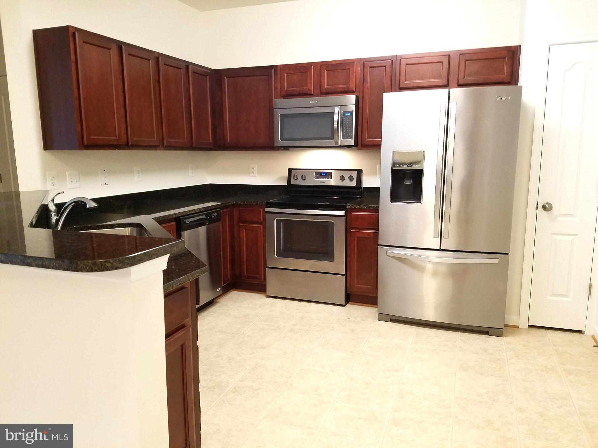 RESIDENCES AT WILDEWOOD - Residential Lease