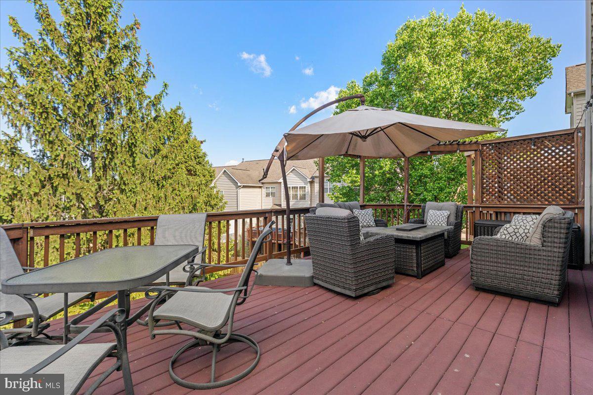 GREAT FALLS CHASE - Residential