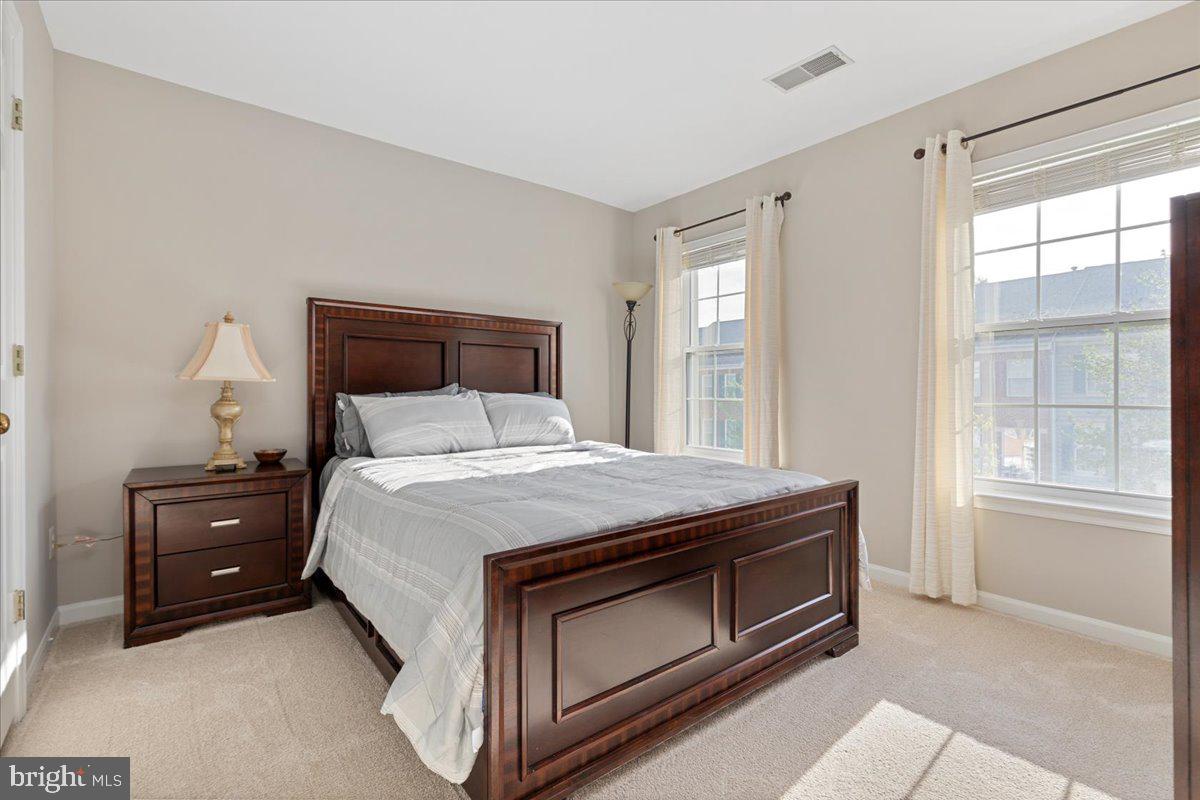 GREAT FALLS CHASE - Residential