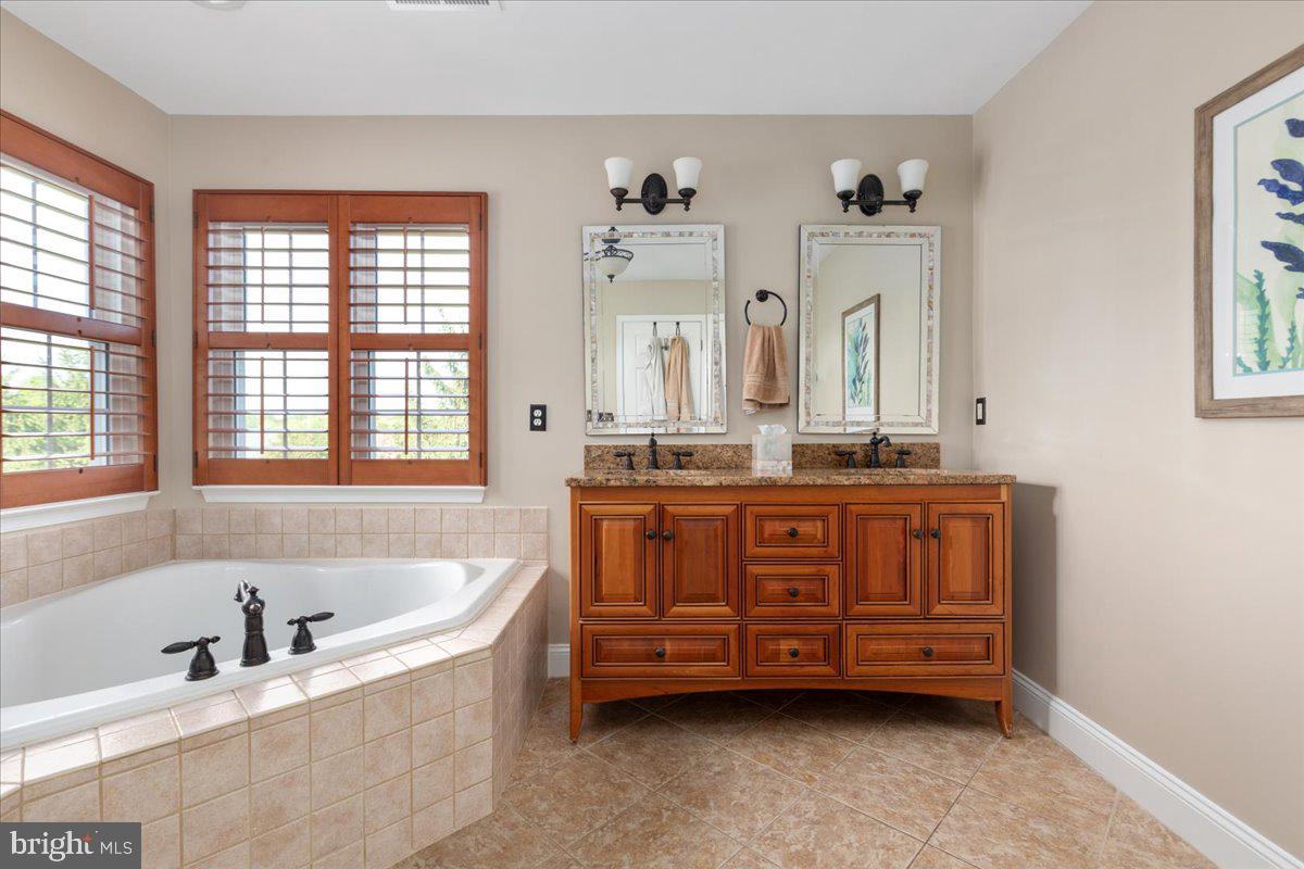 GREAT FALLS CHASE - Residential