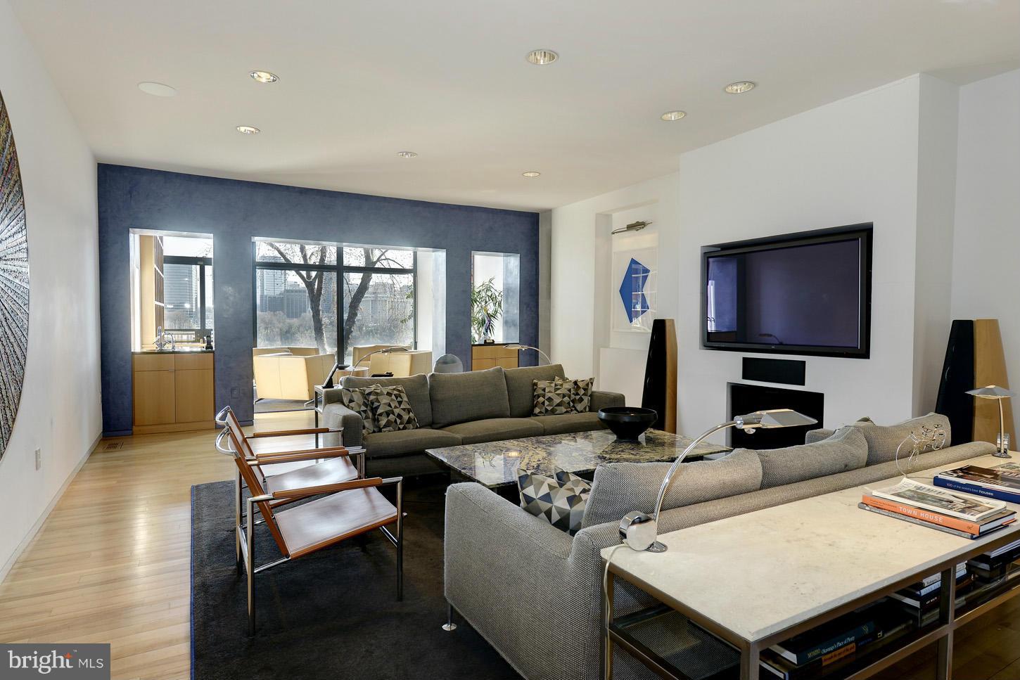 GEORGETOWN - Residential