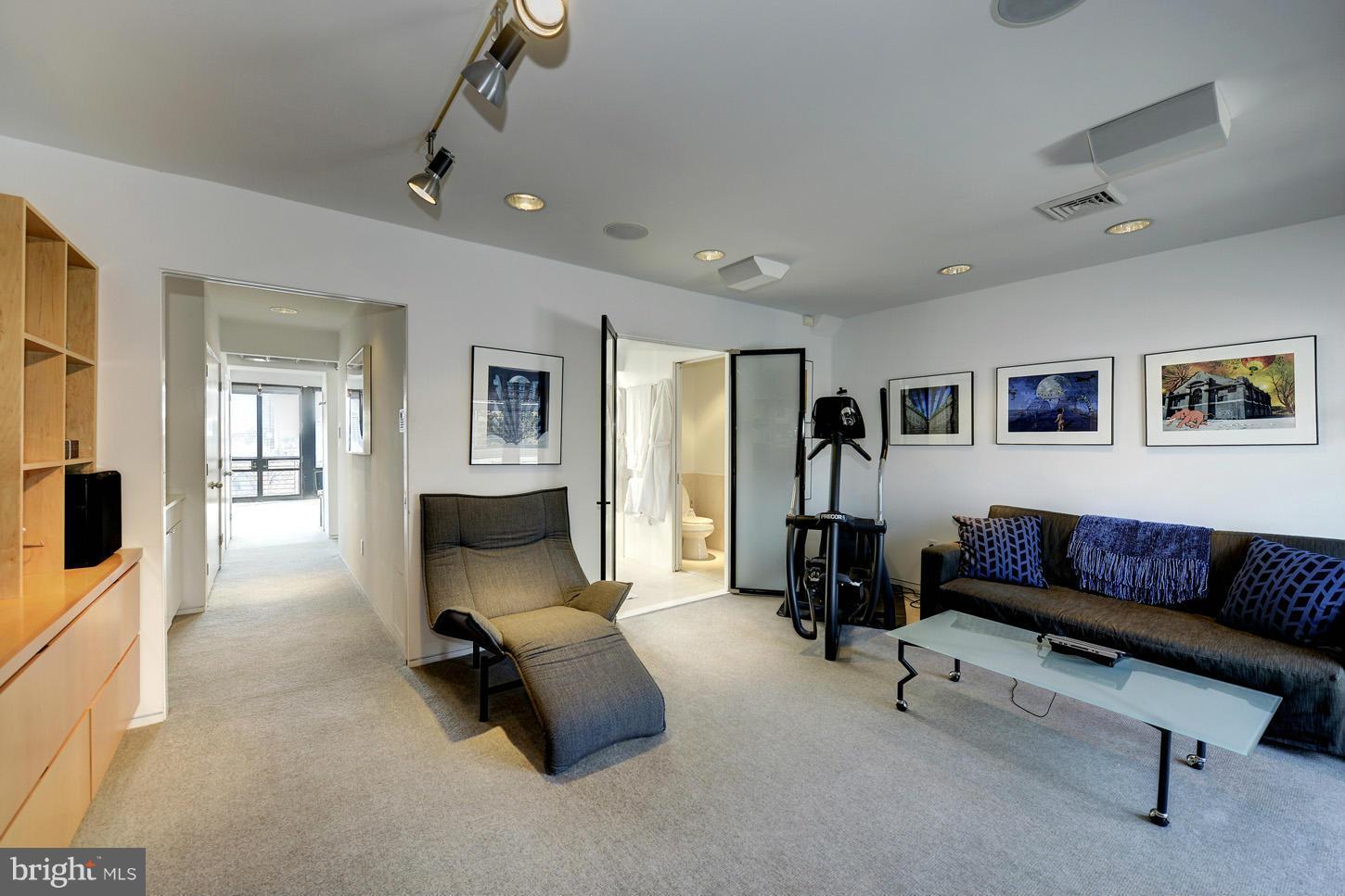 GEORGETOWN - Residential