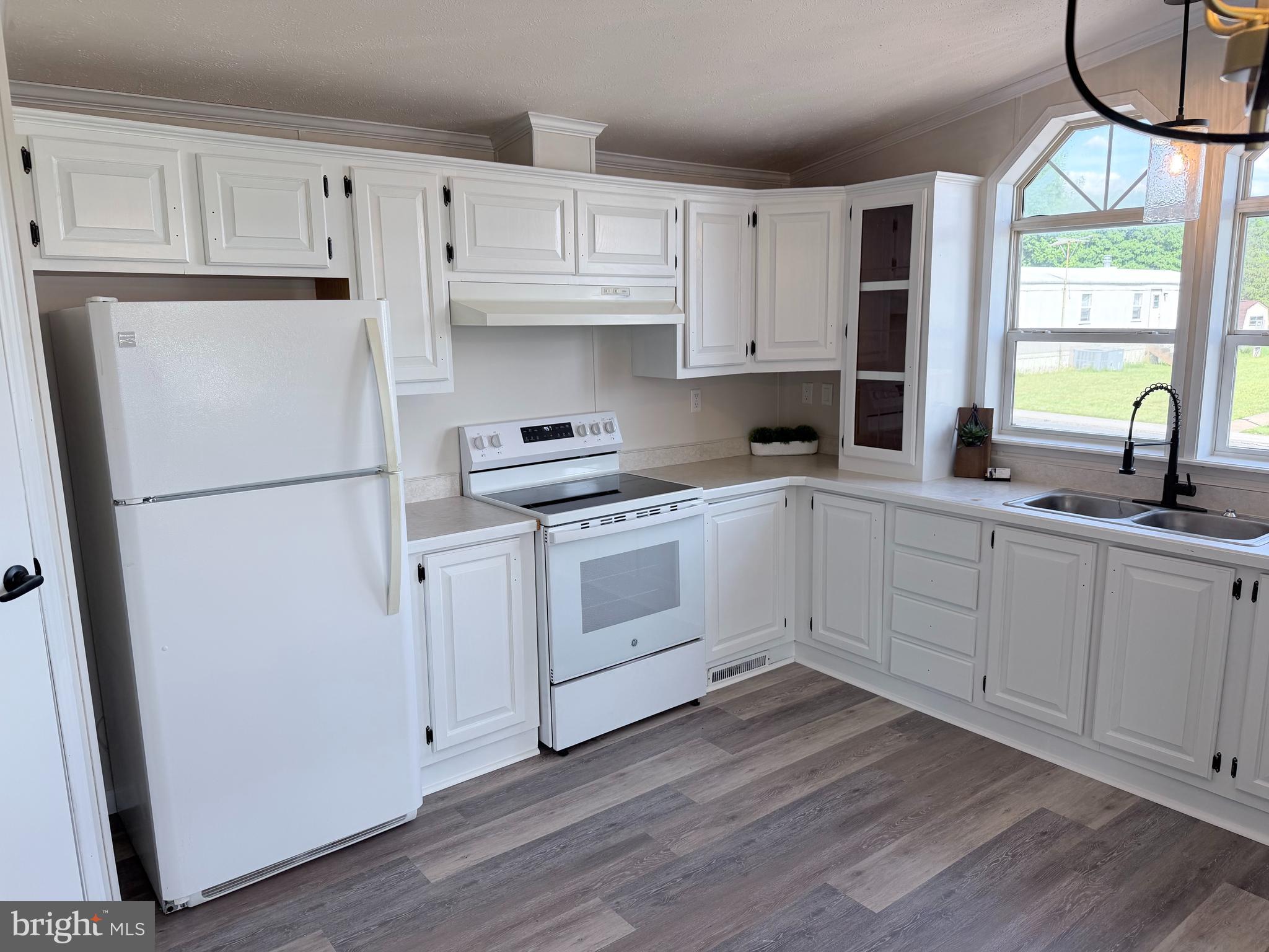 HARMONY ESTATES - Residential