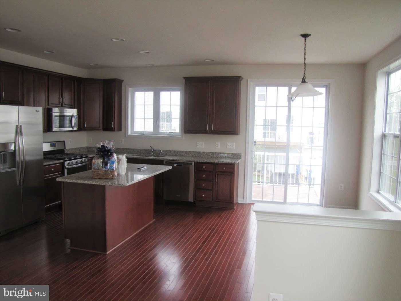 LOUDOUN VALLEY ESTATES 2 - Residential