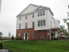 LOUDOUN VALLEY ESTATES 2 - Residential