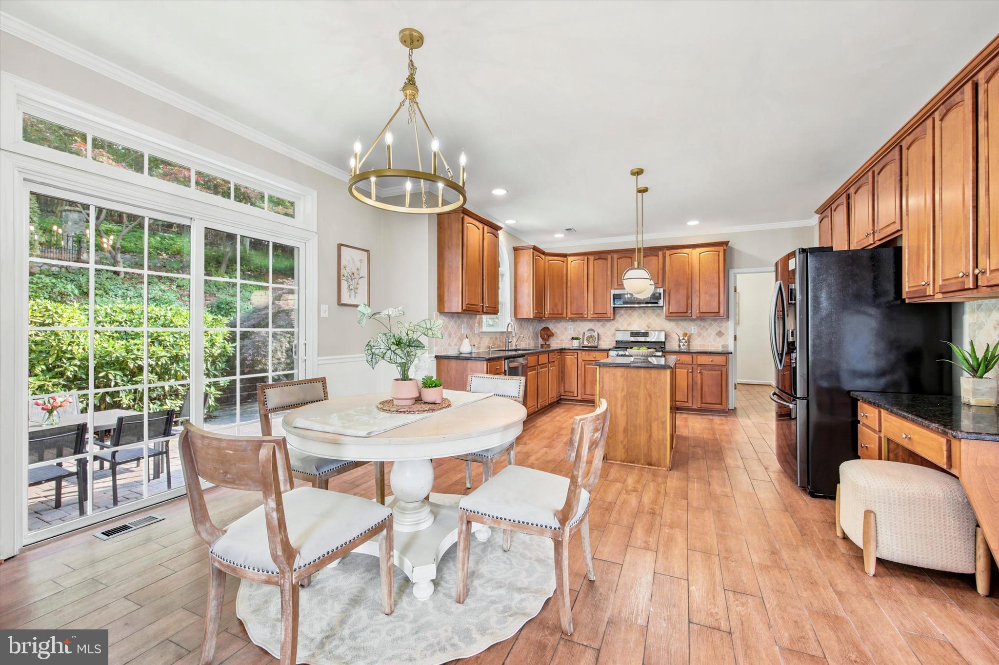 WHITEWOODS - Residential