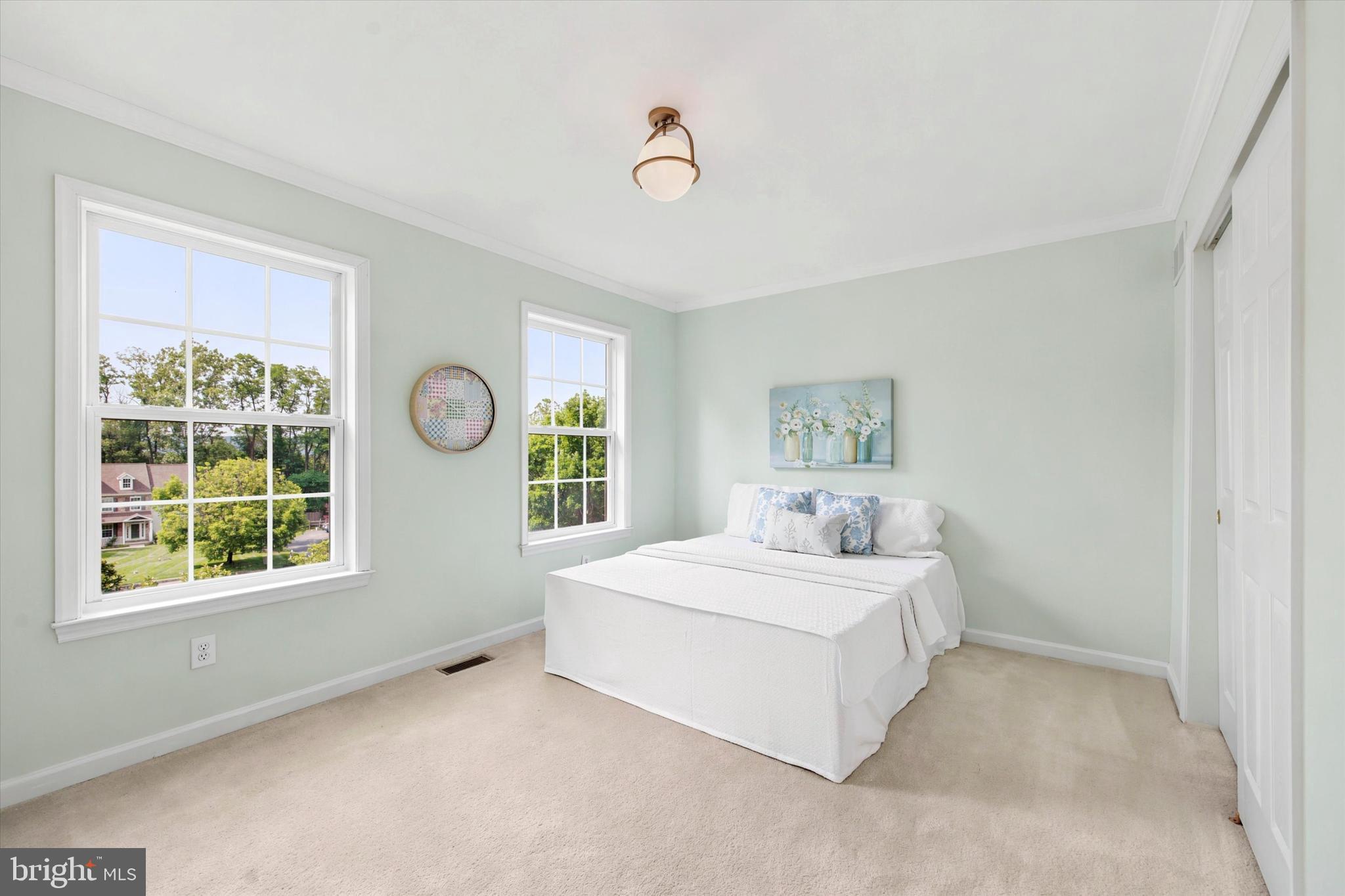 WHITEWOODS - Residential