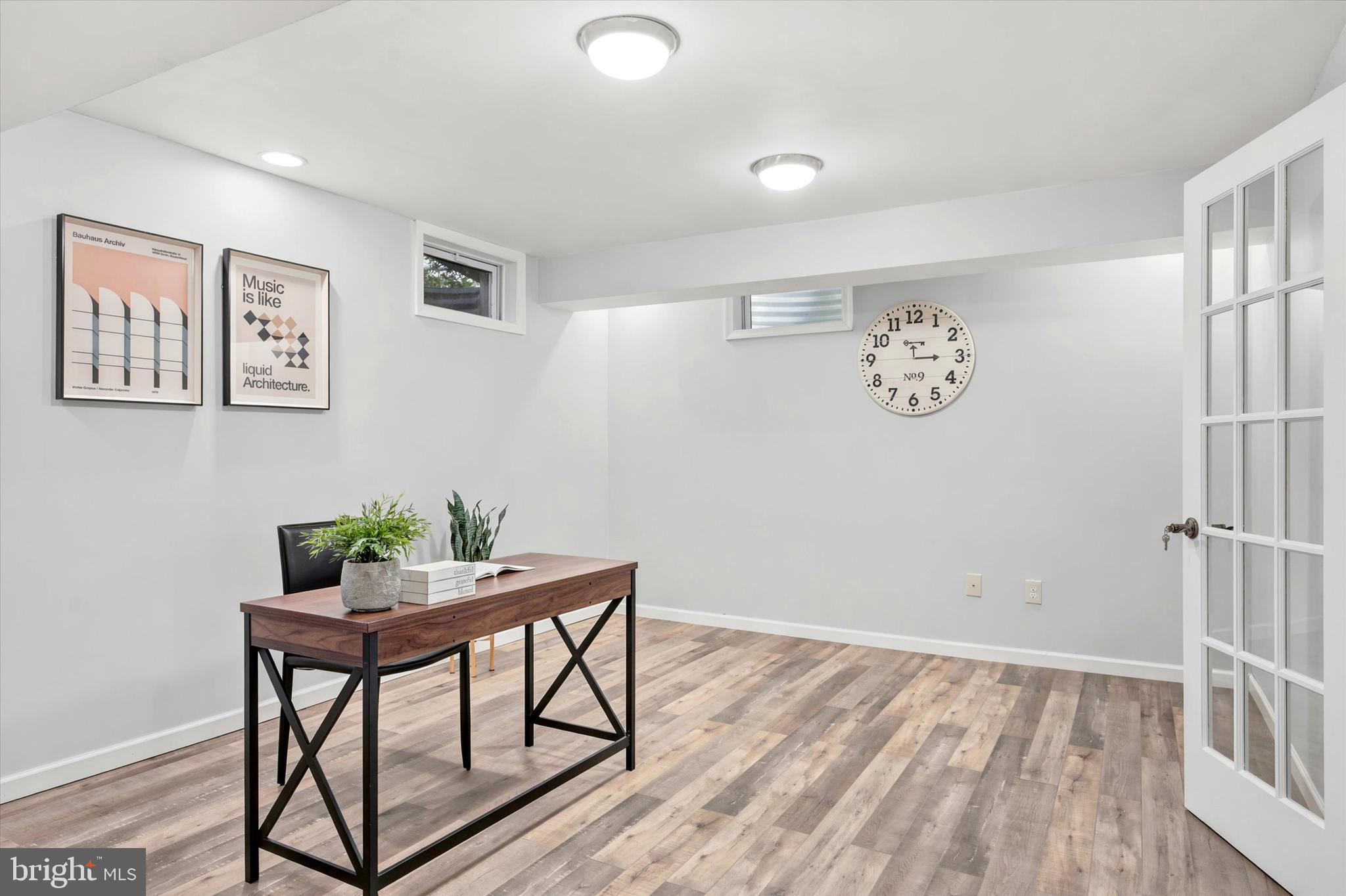 WHITEWOODS - Residential