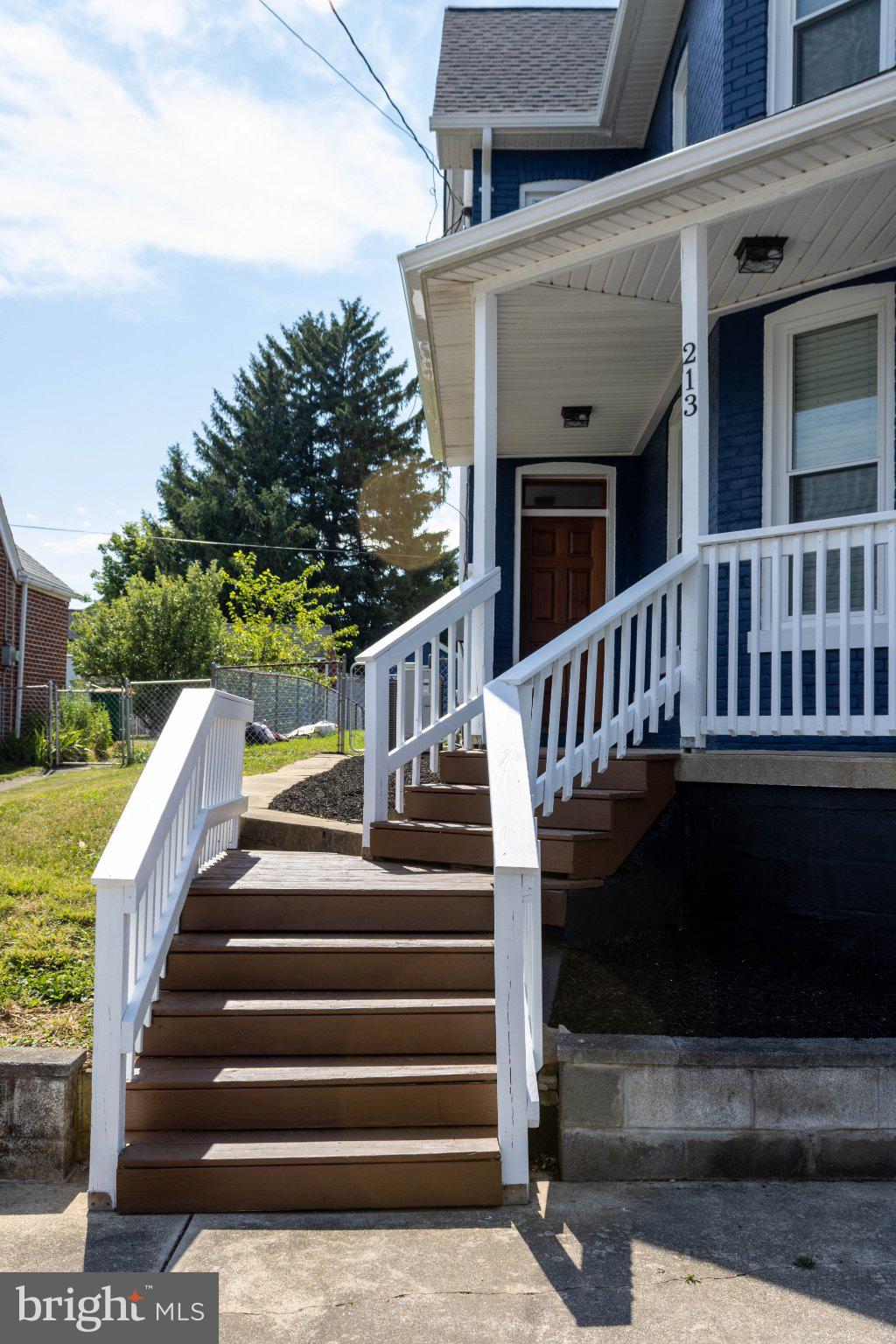WAYNESBORO - Residential