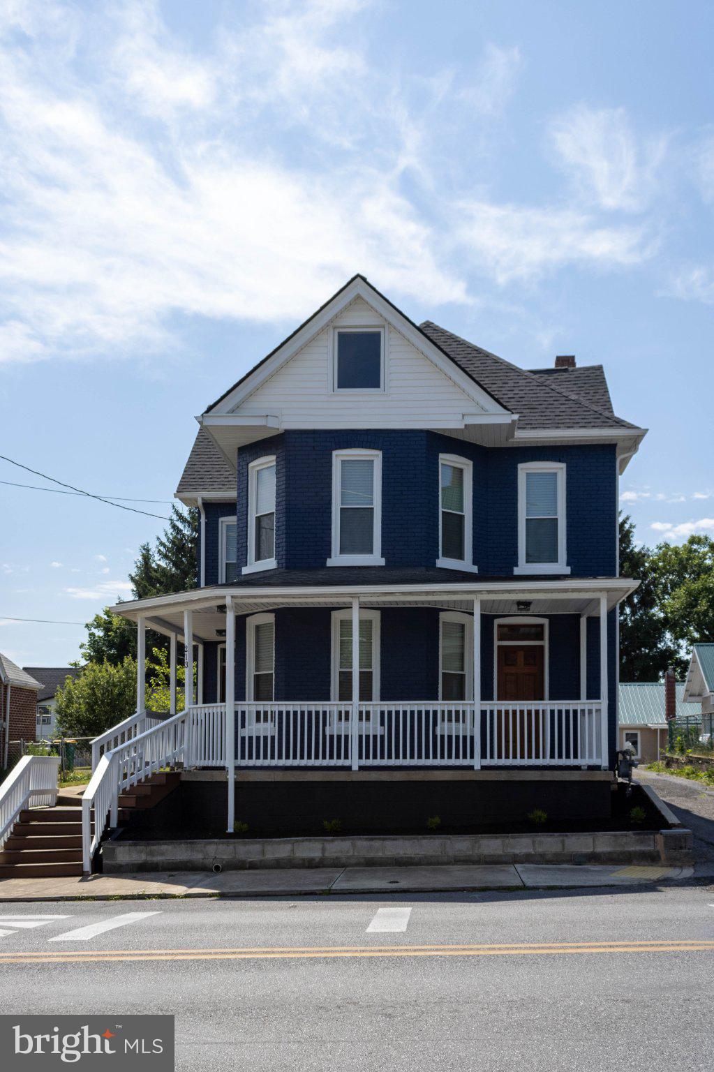 WAYNESBORO - Residential