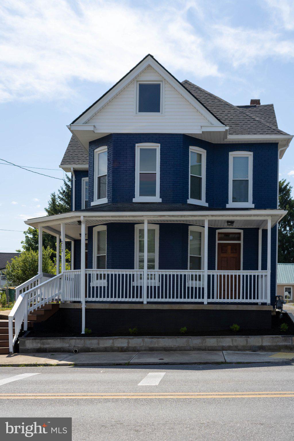 WAYNESBORO - Residential
