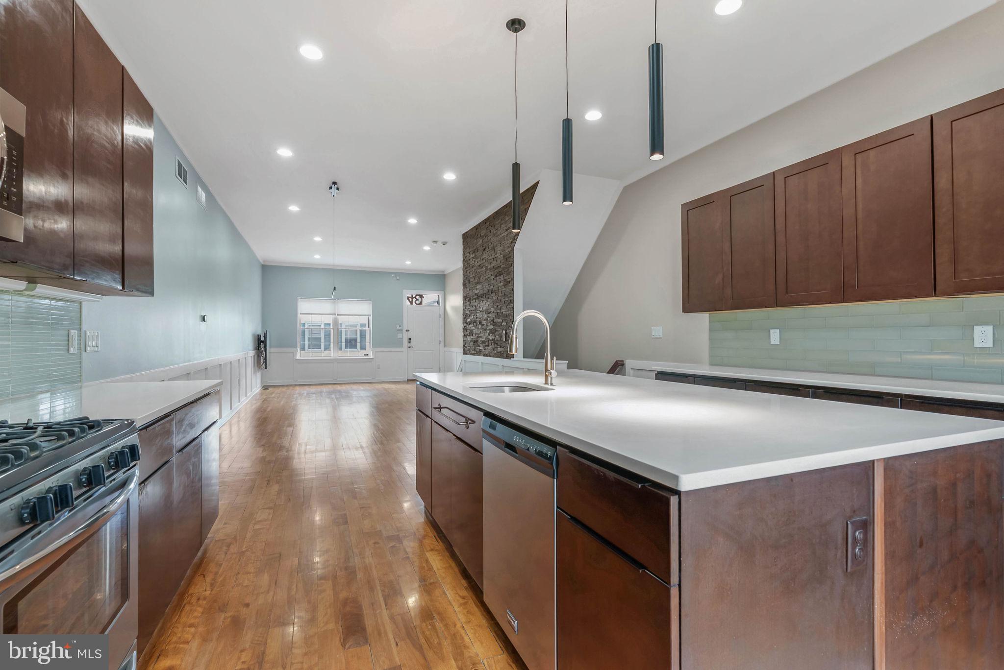 MANAYUNK - Residential