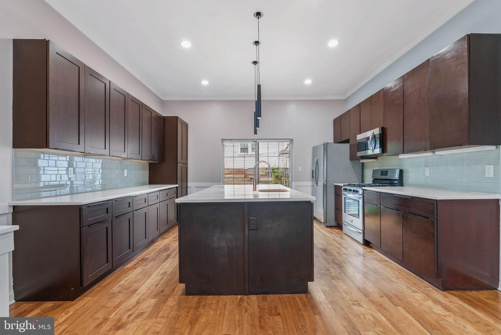MANAYUNK - Residential