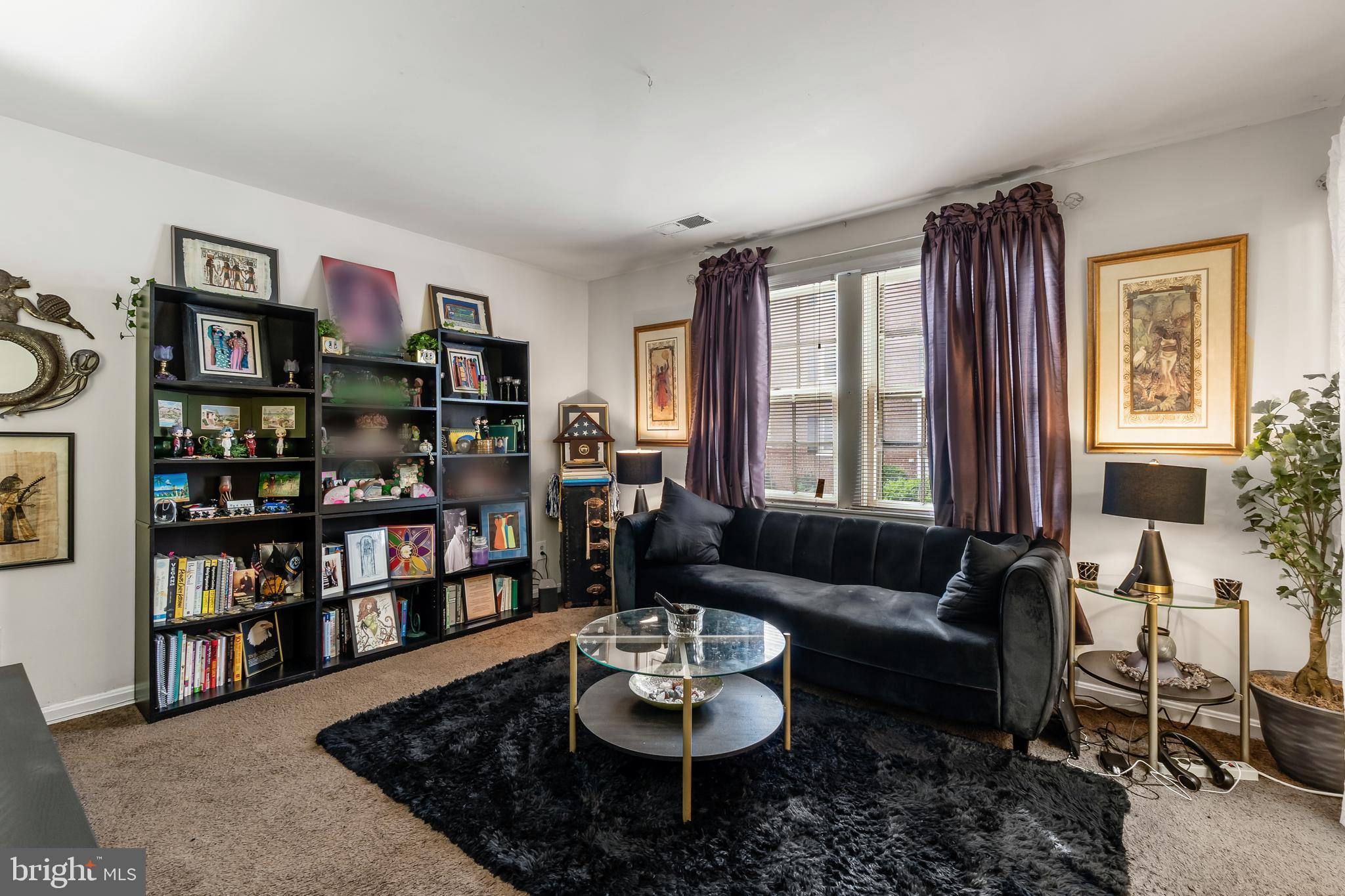 HILL CREST - Residential