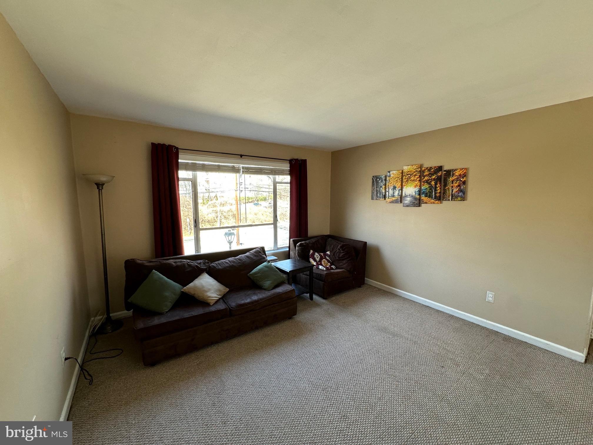 PARKSIDE CONDOMINIUMS - Residential Lease