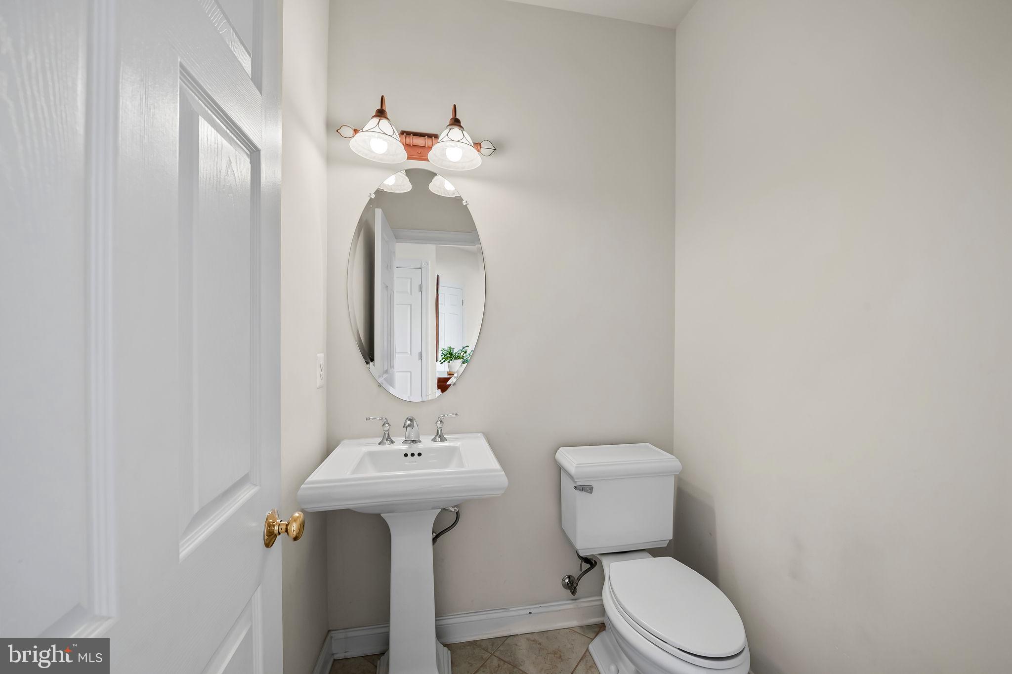 THE ESTATES AT CEDARDAY - Residential