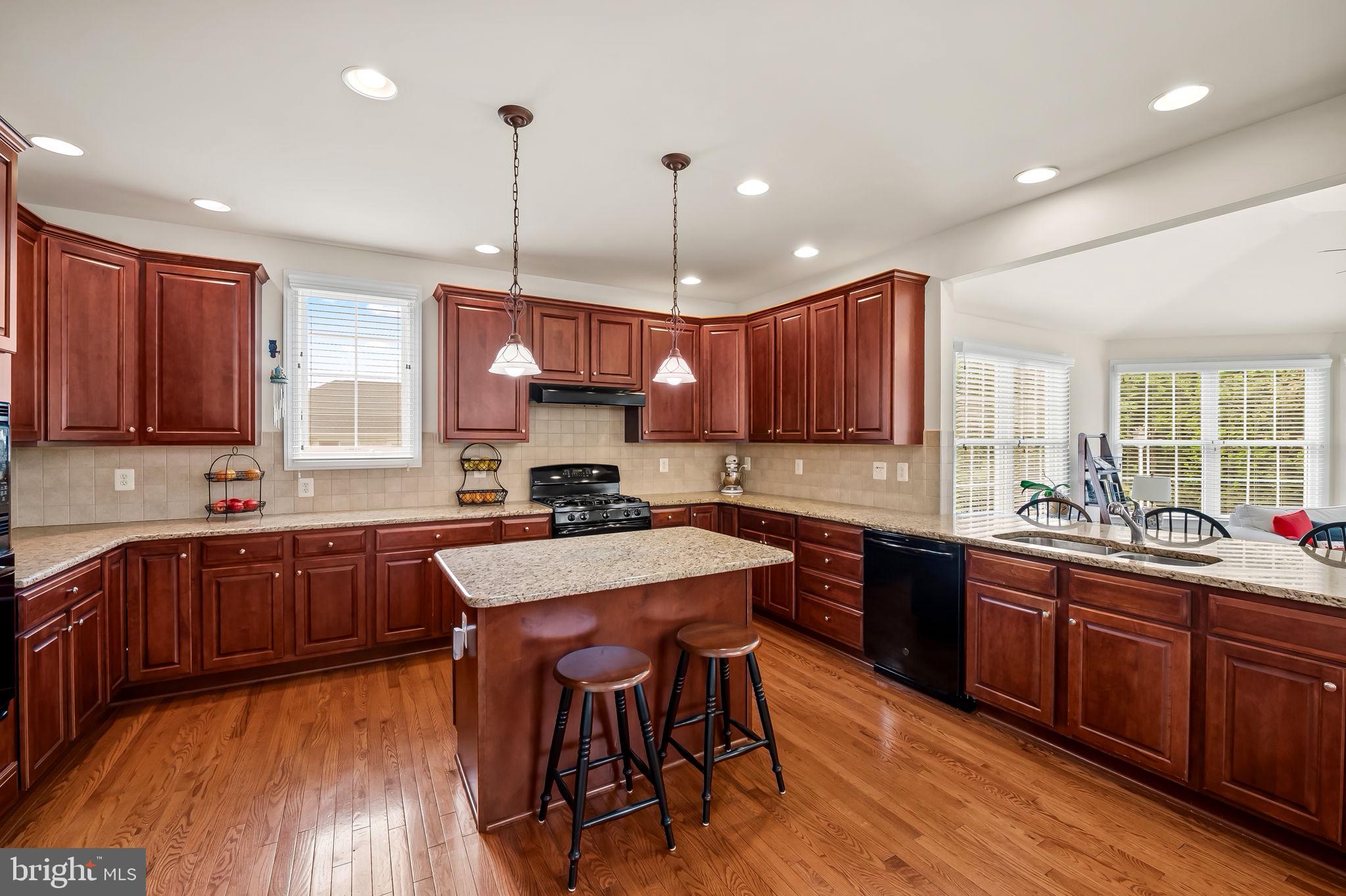 THE ESTATES AT CEDARDAY - Residential