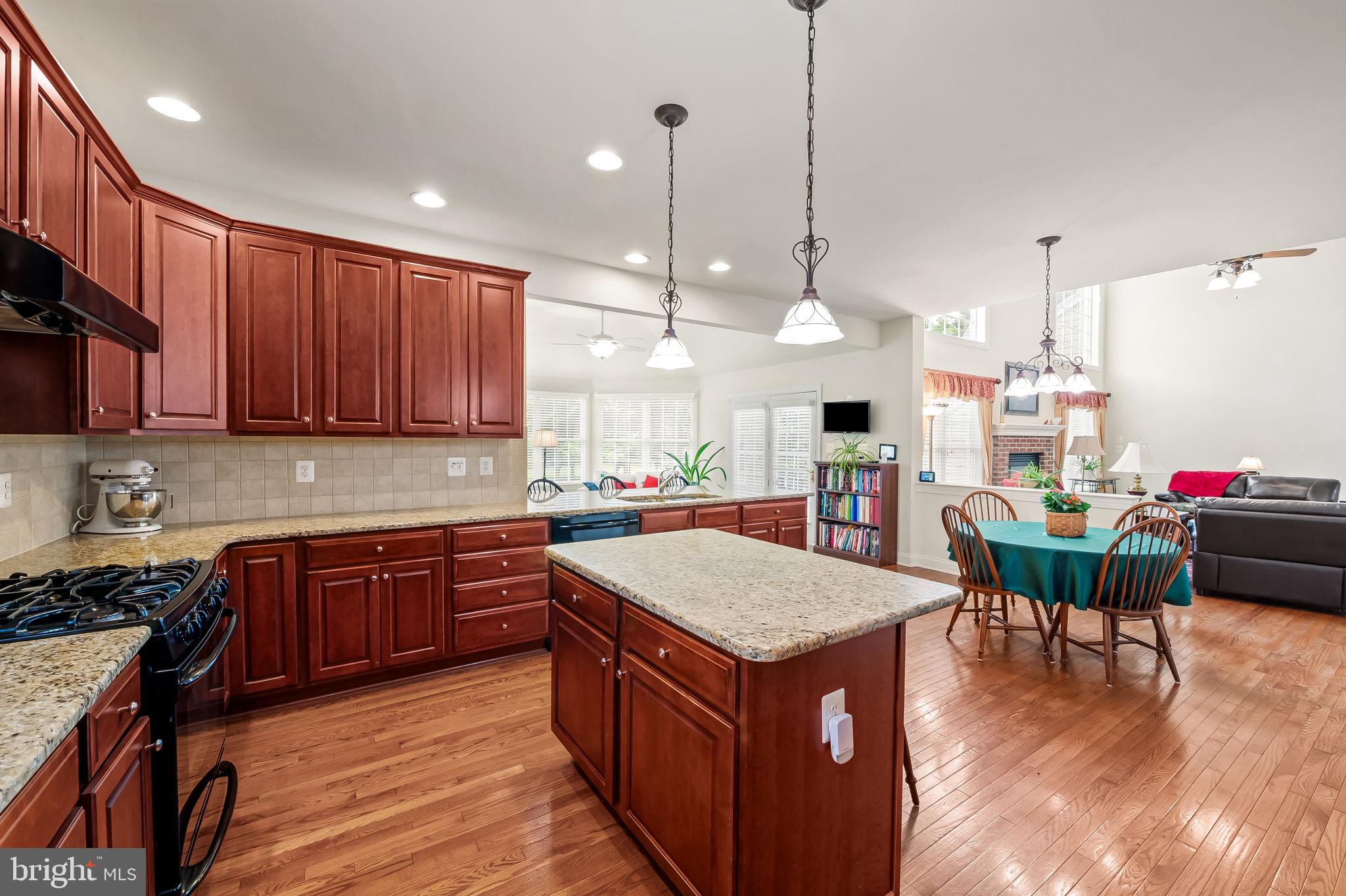 THE ESTATES AT CEDARDAY - Residential