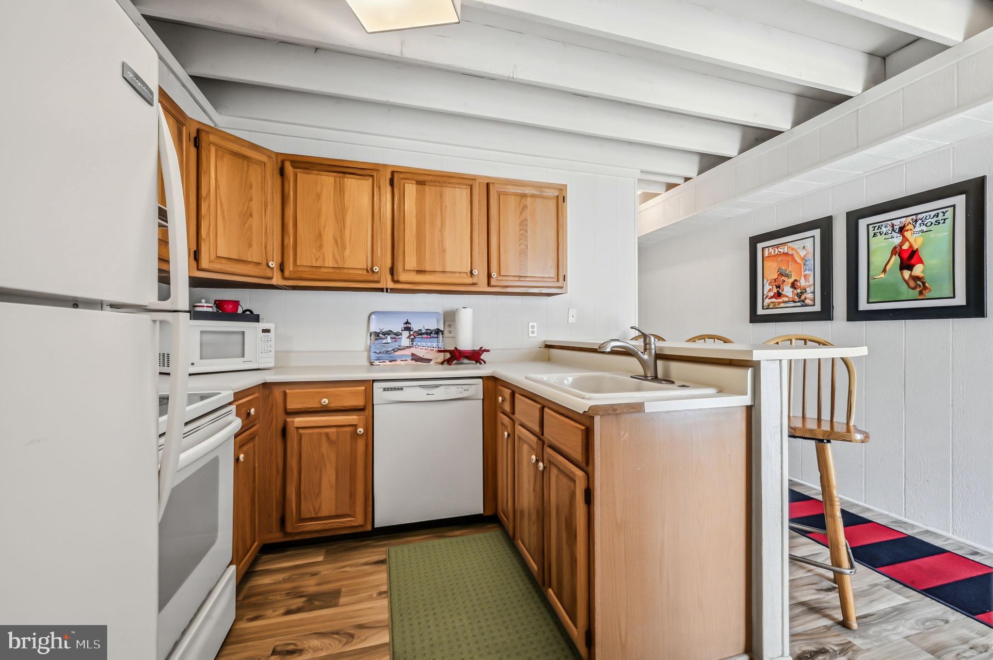 MALLARD LAKES - Residential