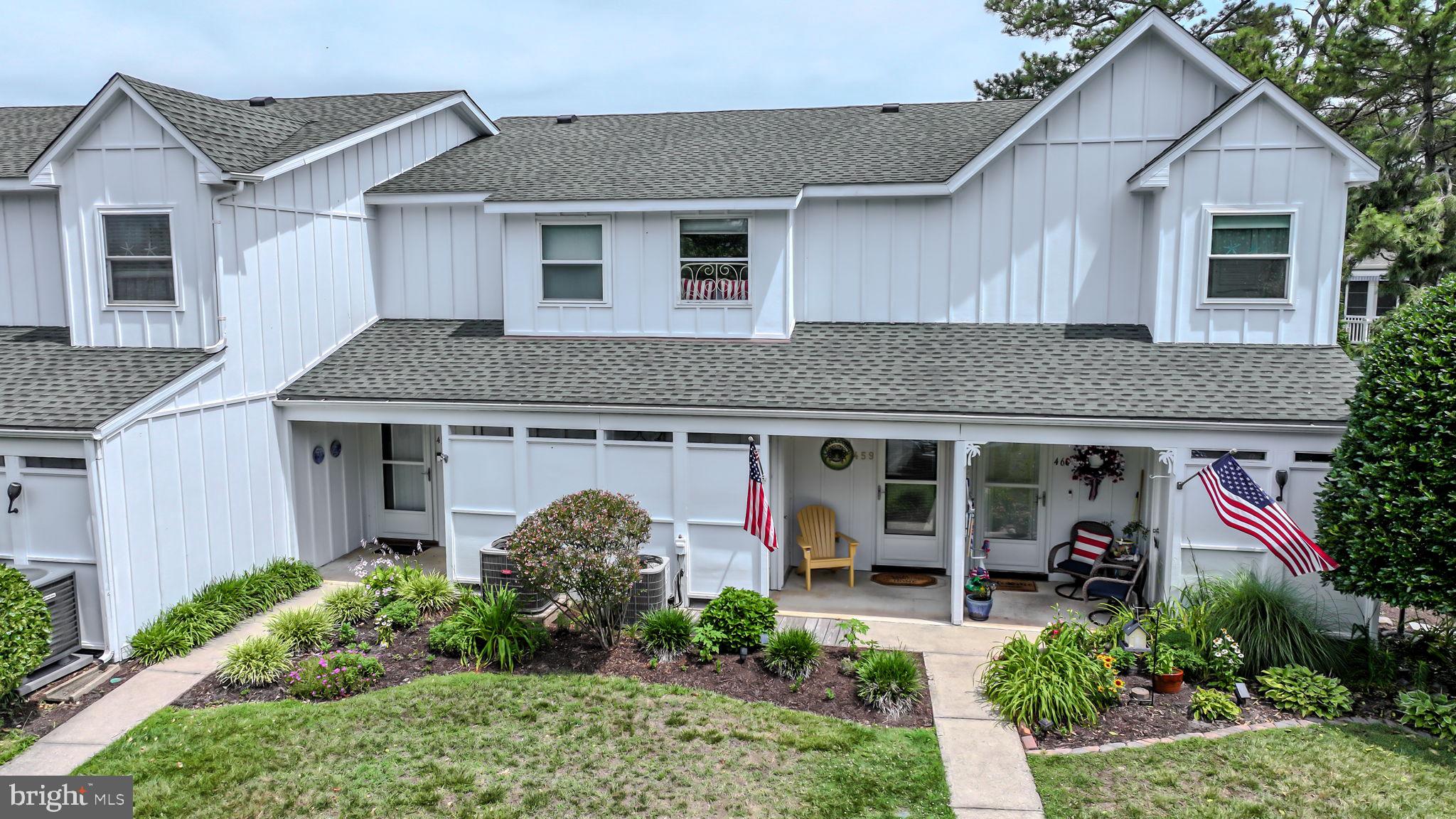 MALLARD LAKES - Residential