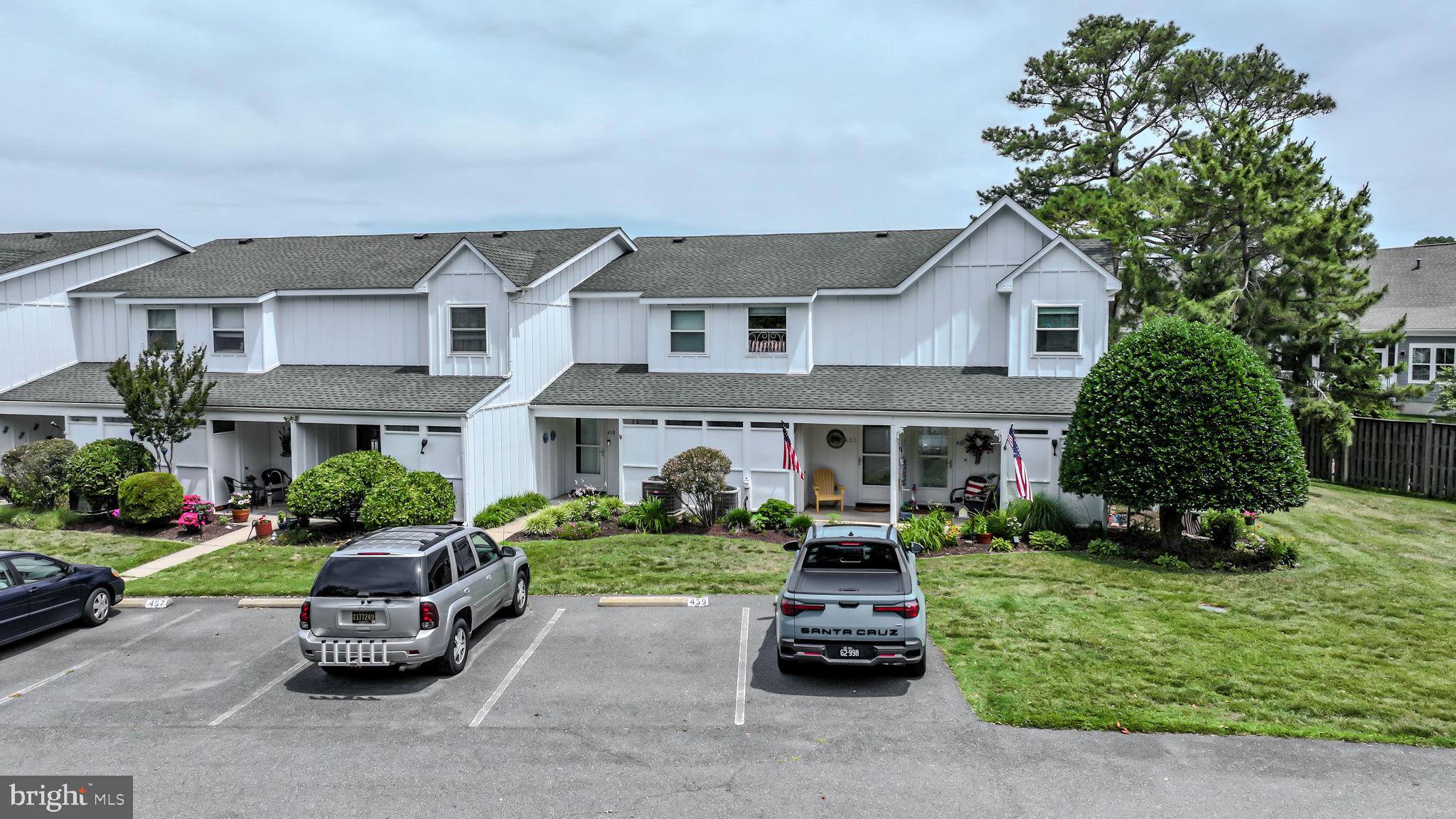 MALLARD LAKES - Residential