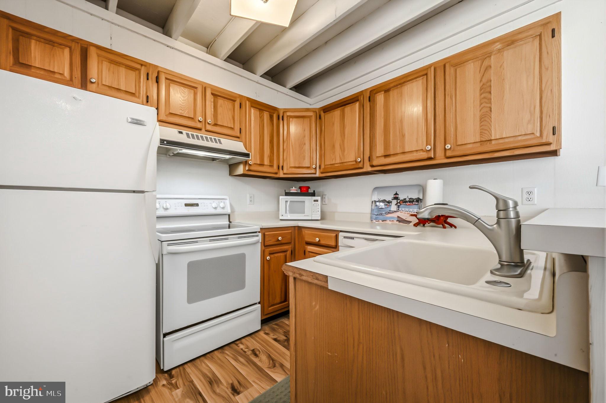 MALLARD LAKES - Residential
