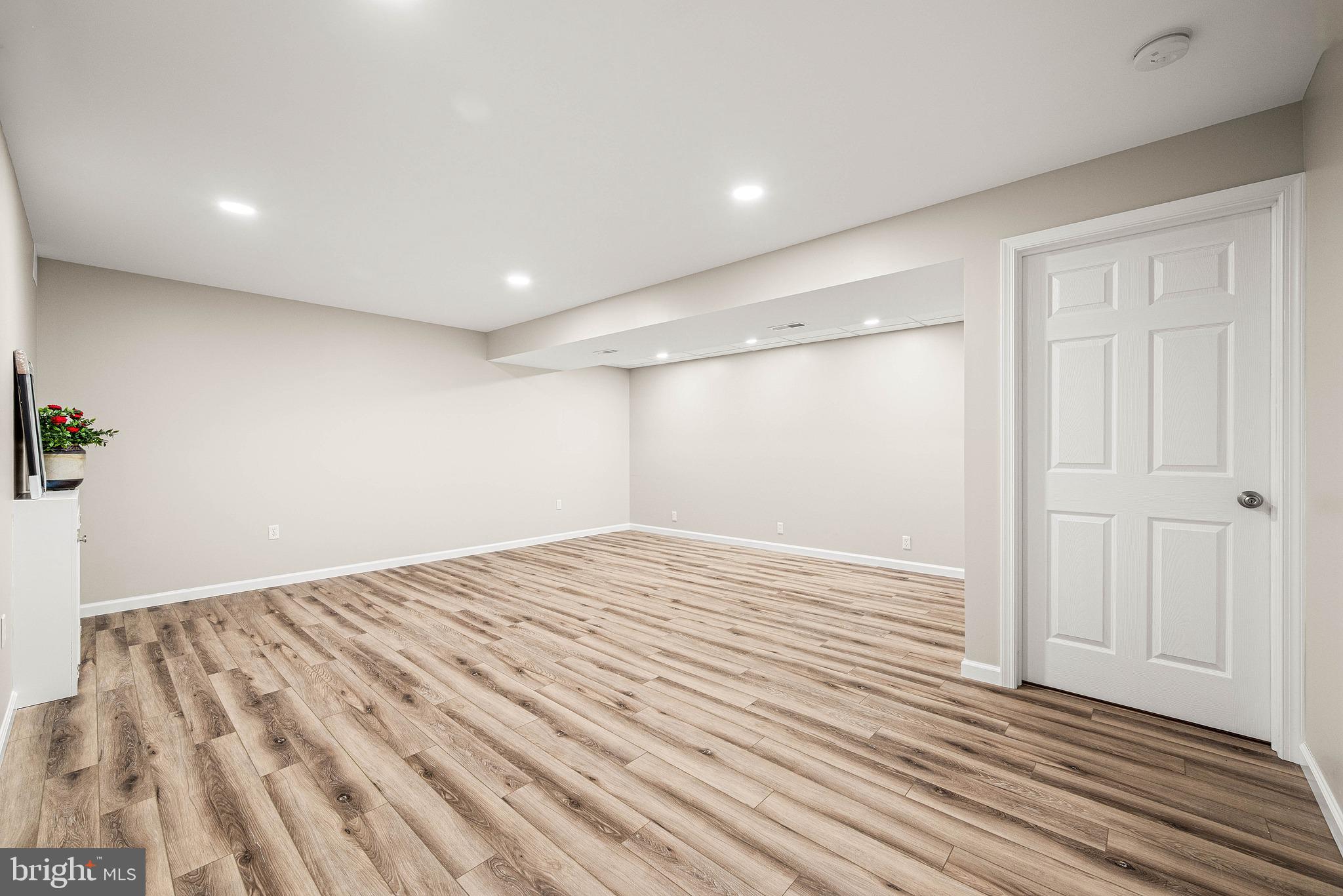 NEW DALEVILLE - Residential