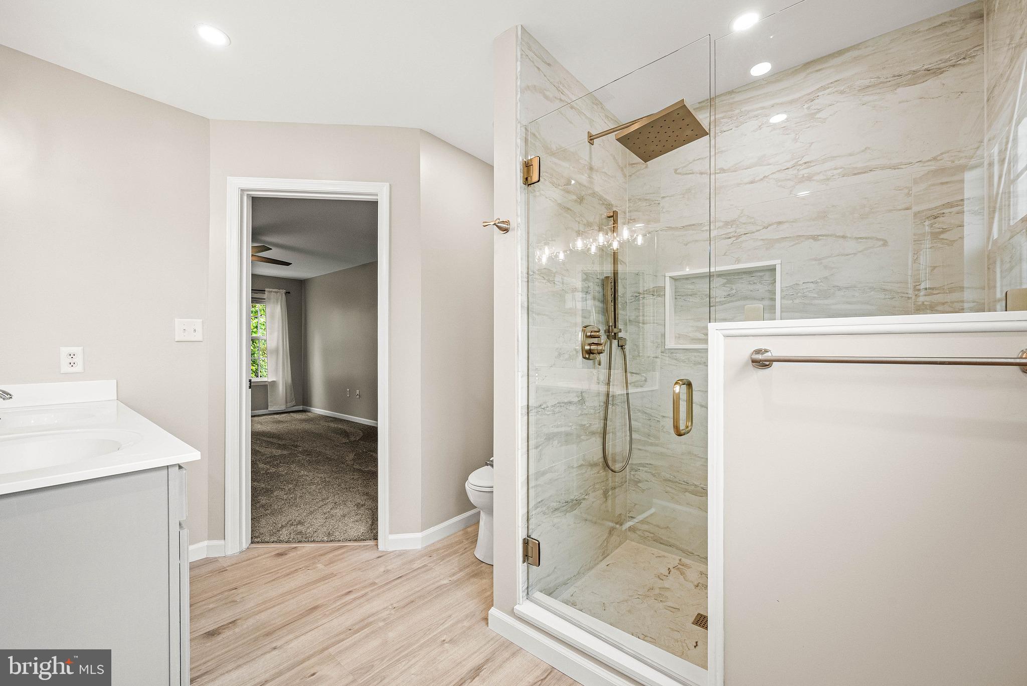 NEW DALEVILLE - Residential