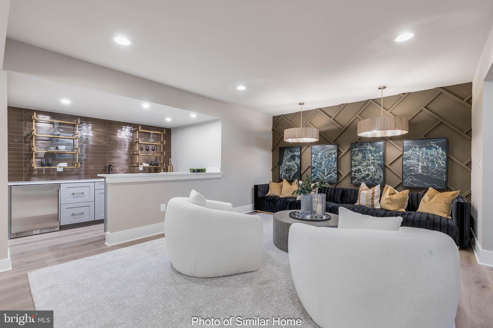 FAIRFAX - Residential