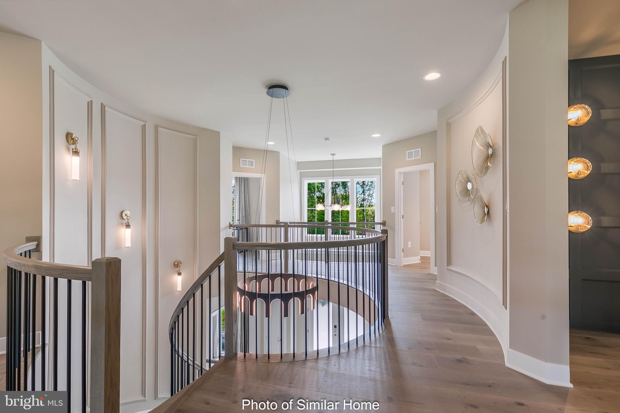 FAIRFAX - Residential