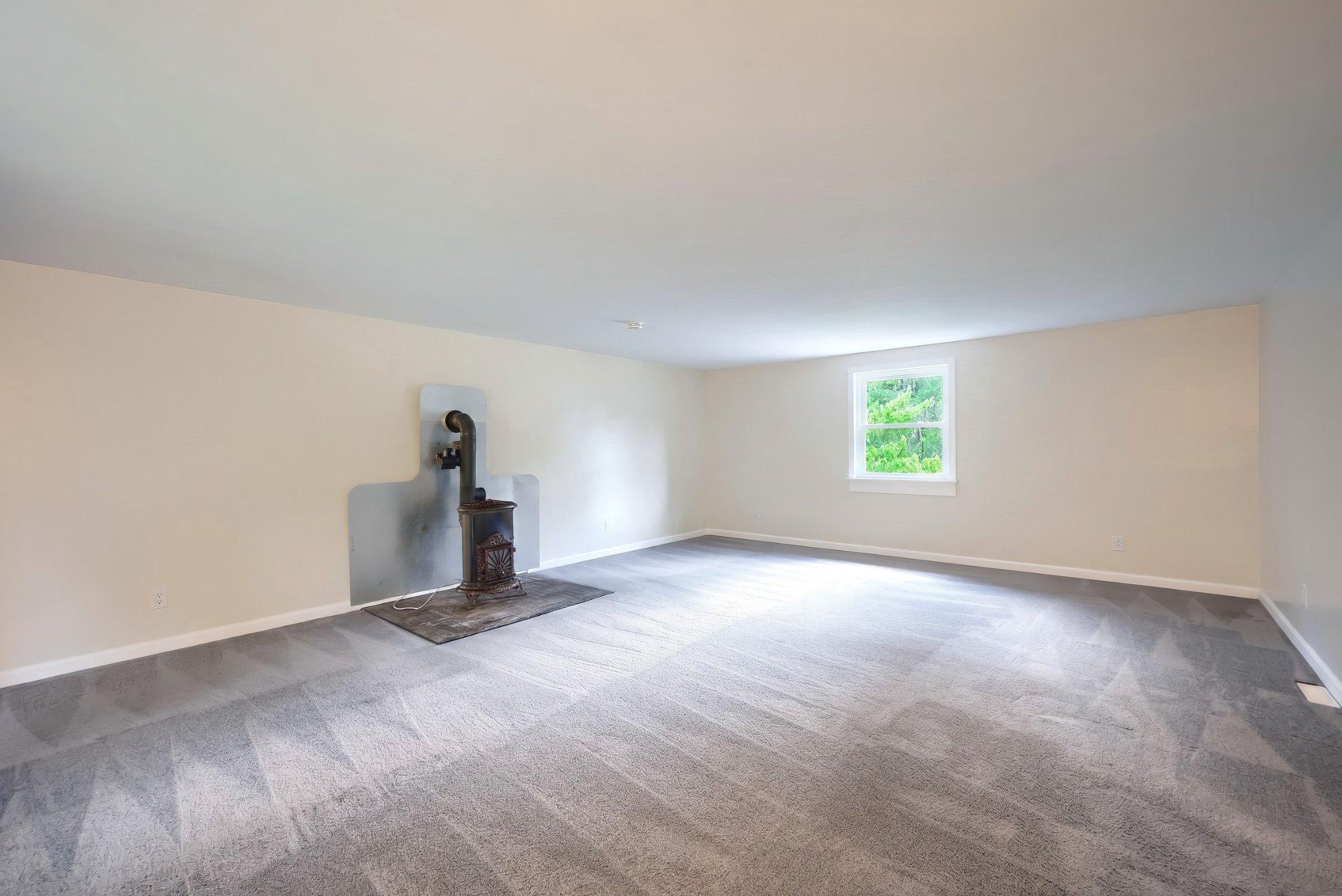 DELWOOD MANOR - Residential