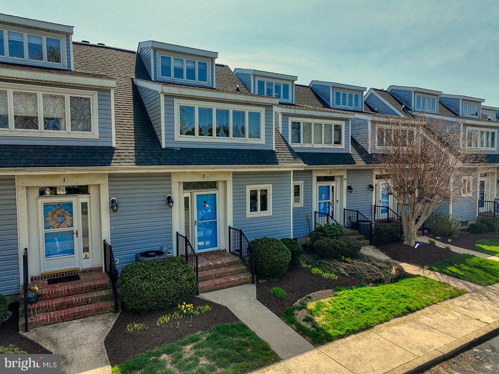 HENLOPEN GARDENS - Residential
