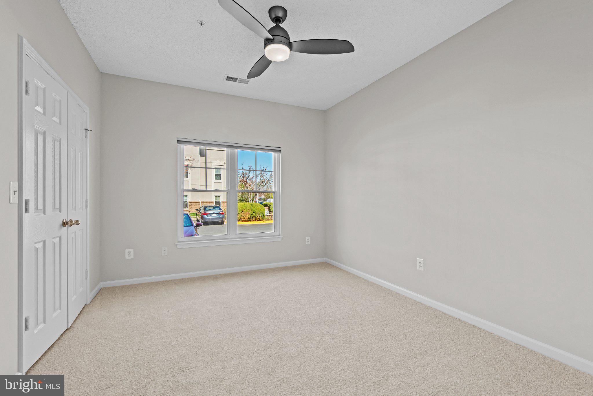 OAK PARK CONDO - Residential