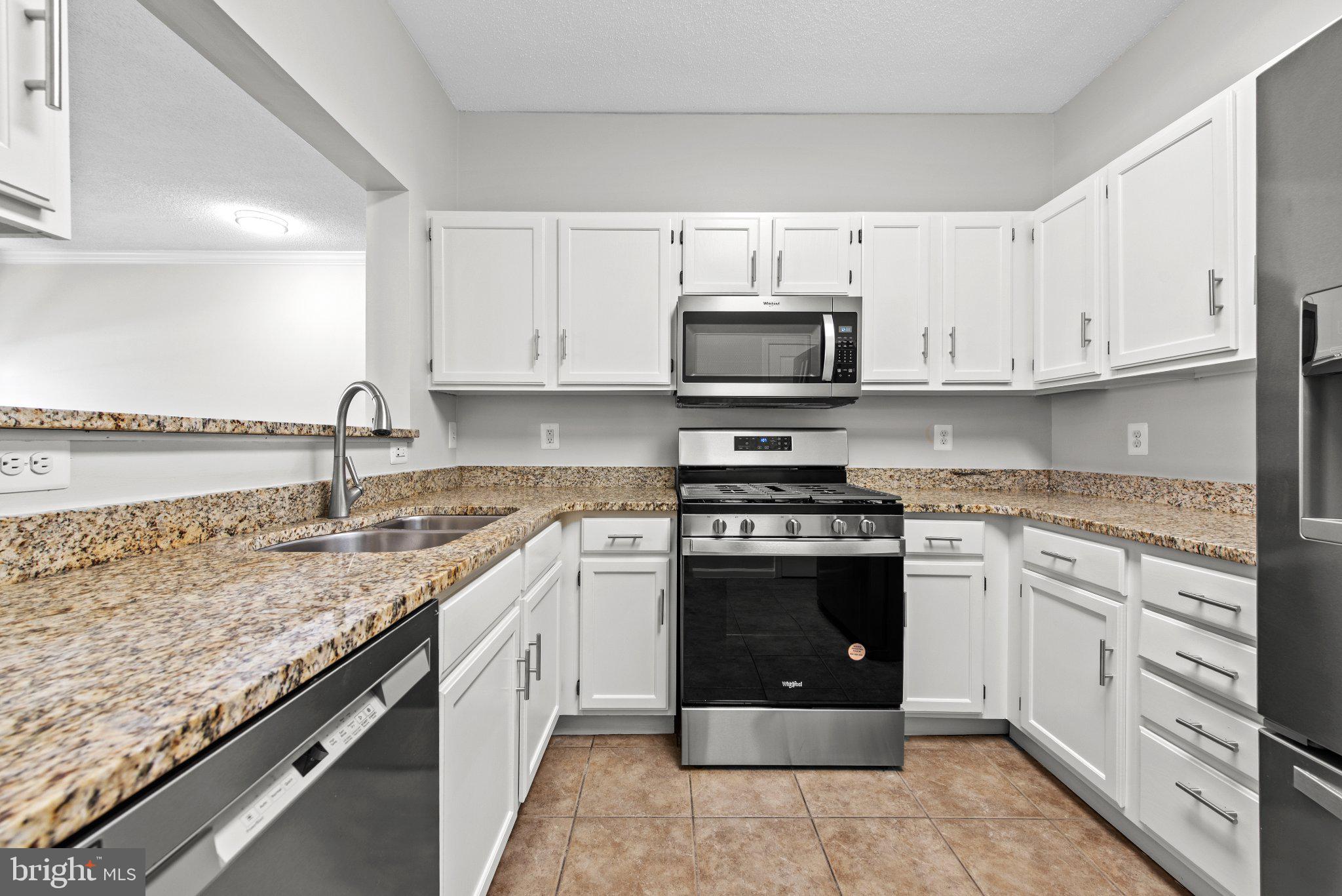 OAK PARK CONDO - Residential