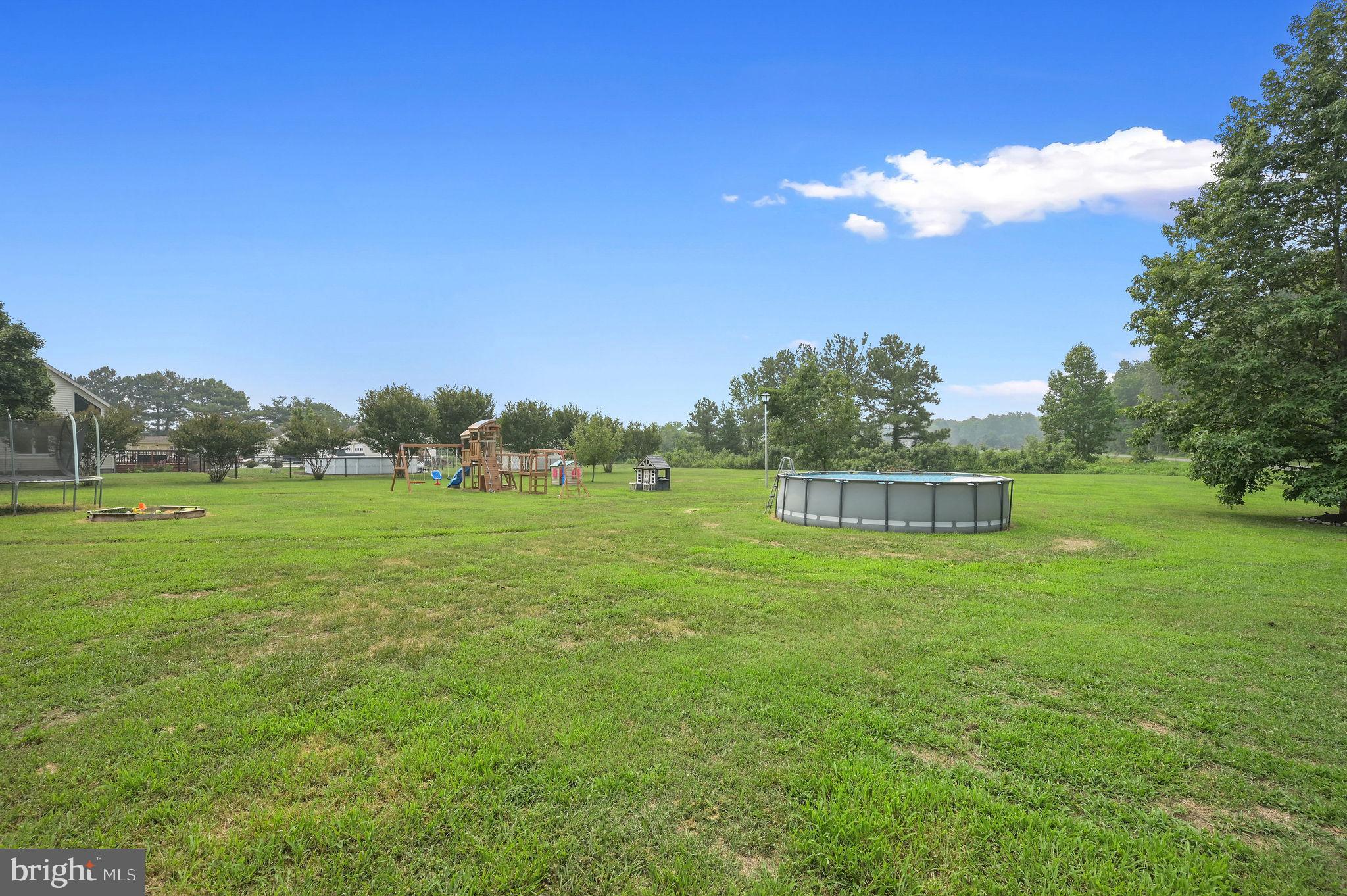 FLOWING ACRES - Residential