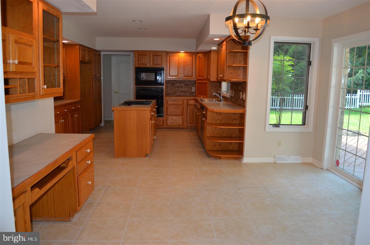 KENDALE HEIGHTS - Residential