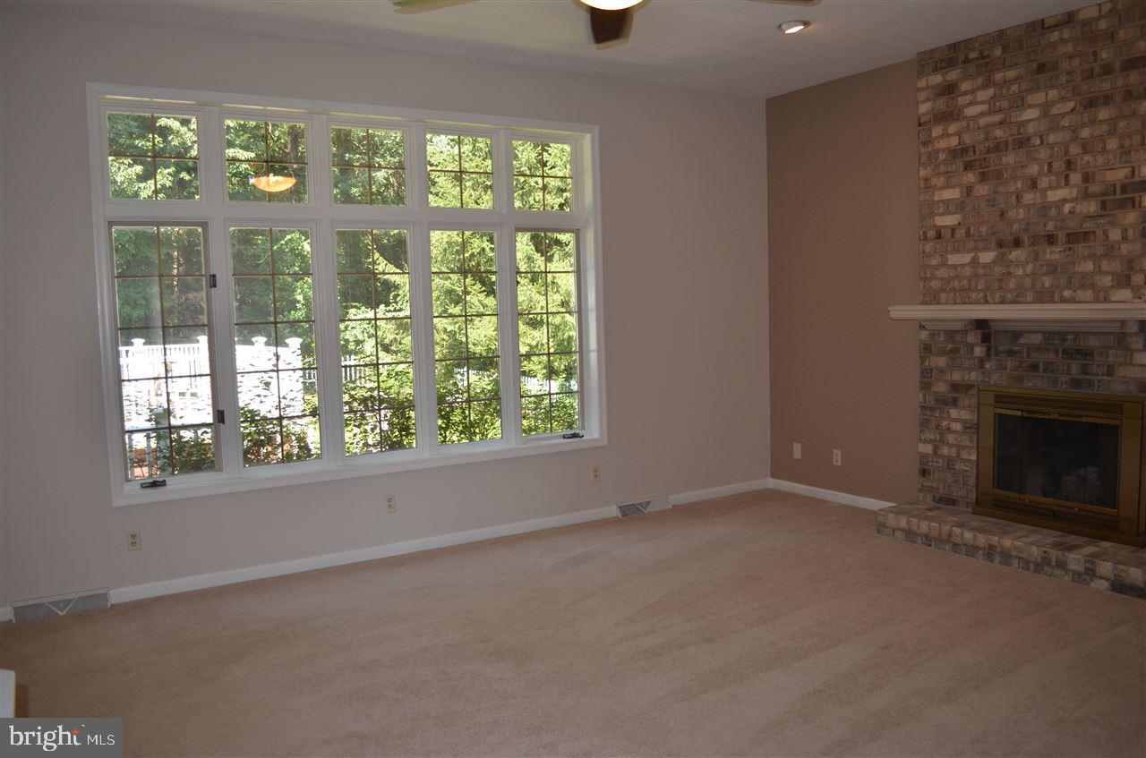 KENDALE HEIGHTS - Residential