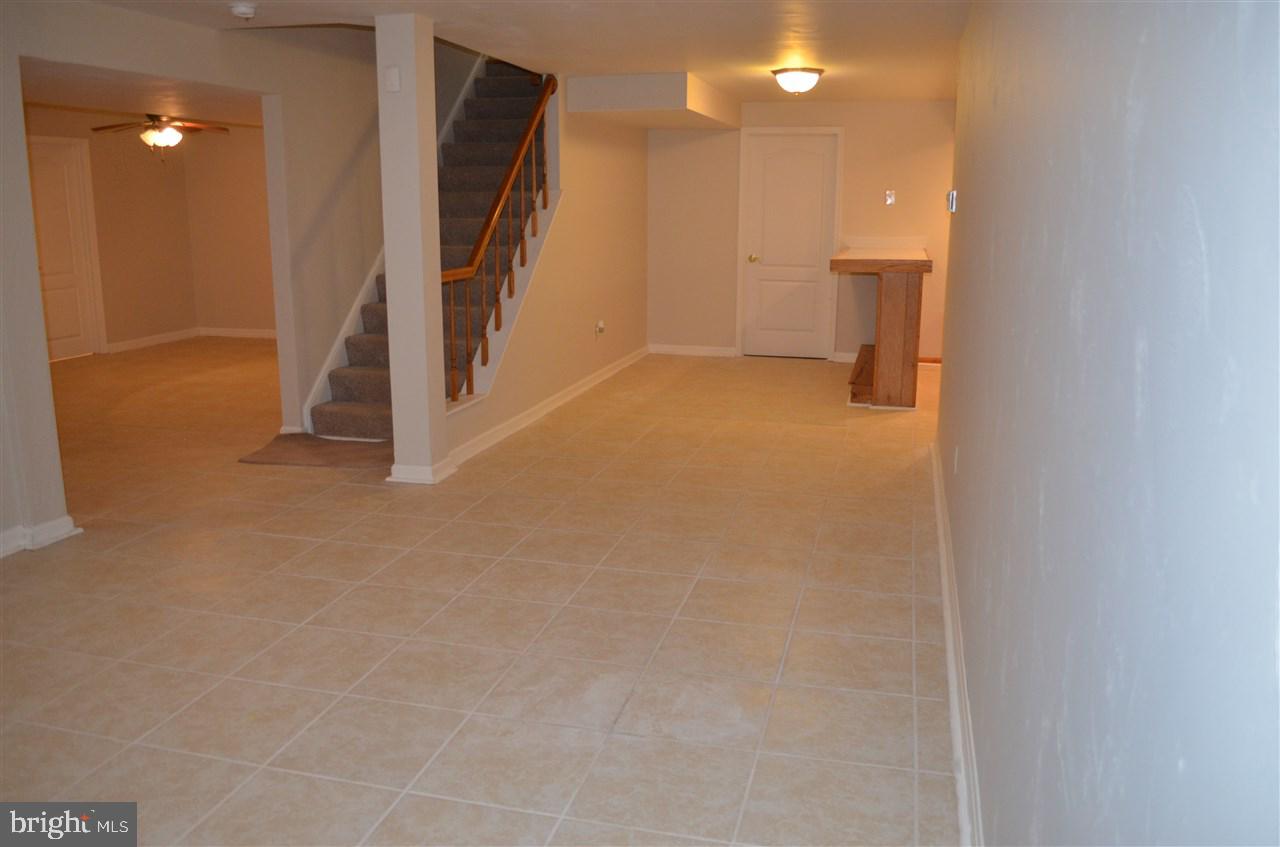 KENDALE HEIGHTS - Residential
