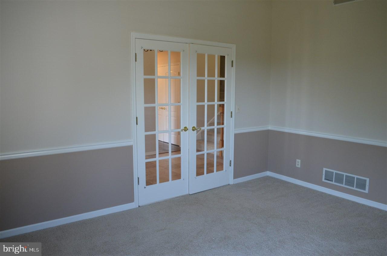 KENDALE HEIGHTS - Residential