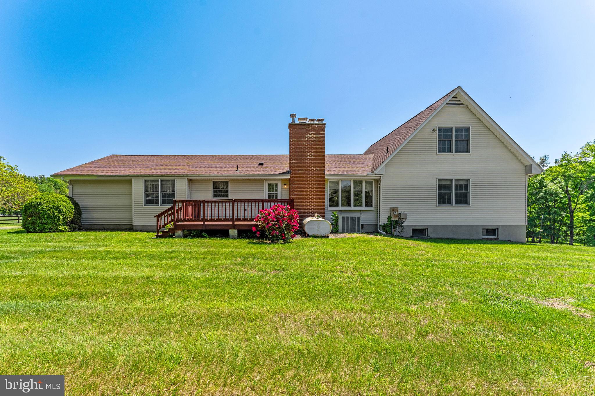 HUNTINGDONSHIRE HILLS - Residential