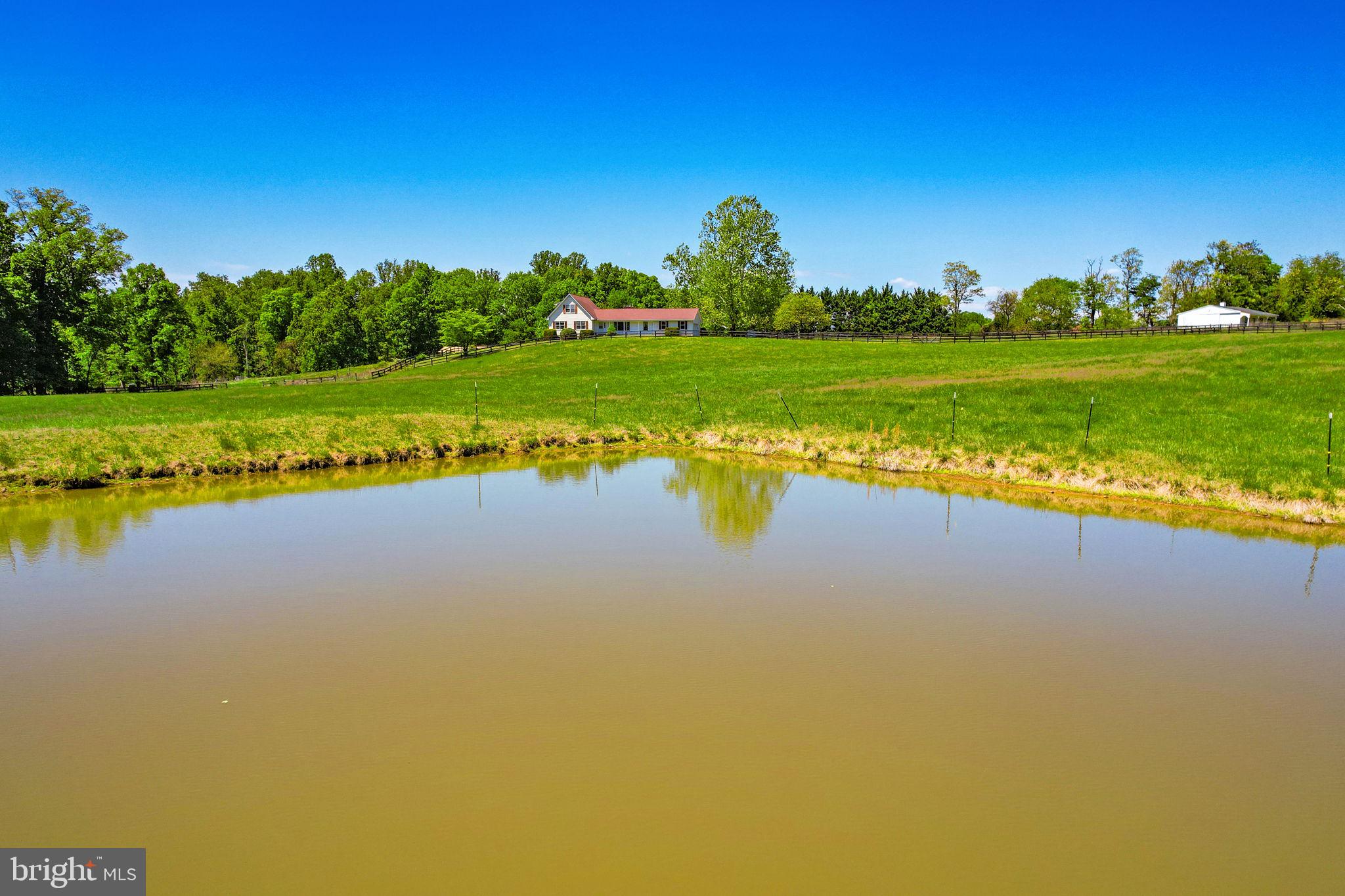HUNTINGDONSHIRE HILLS - Residential