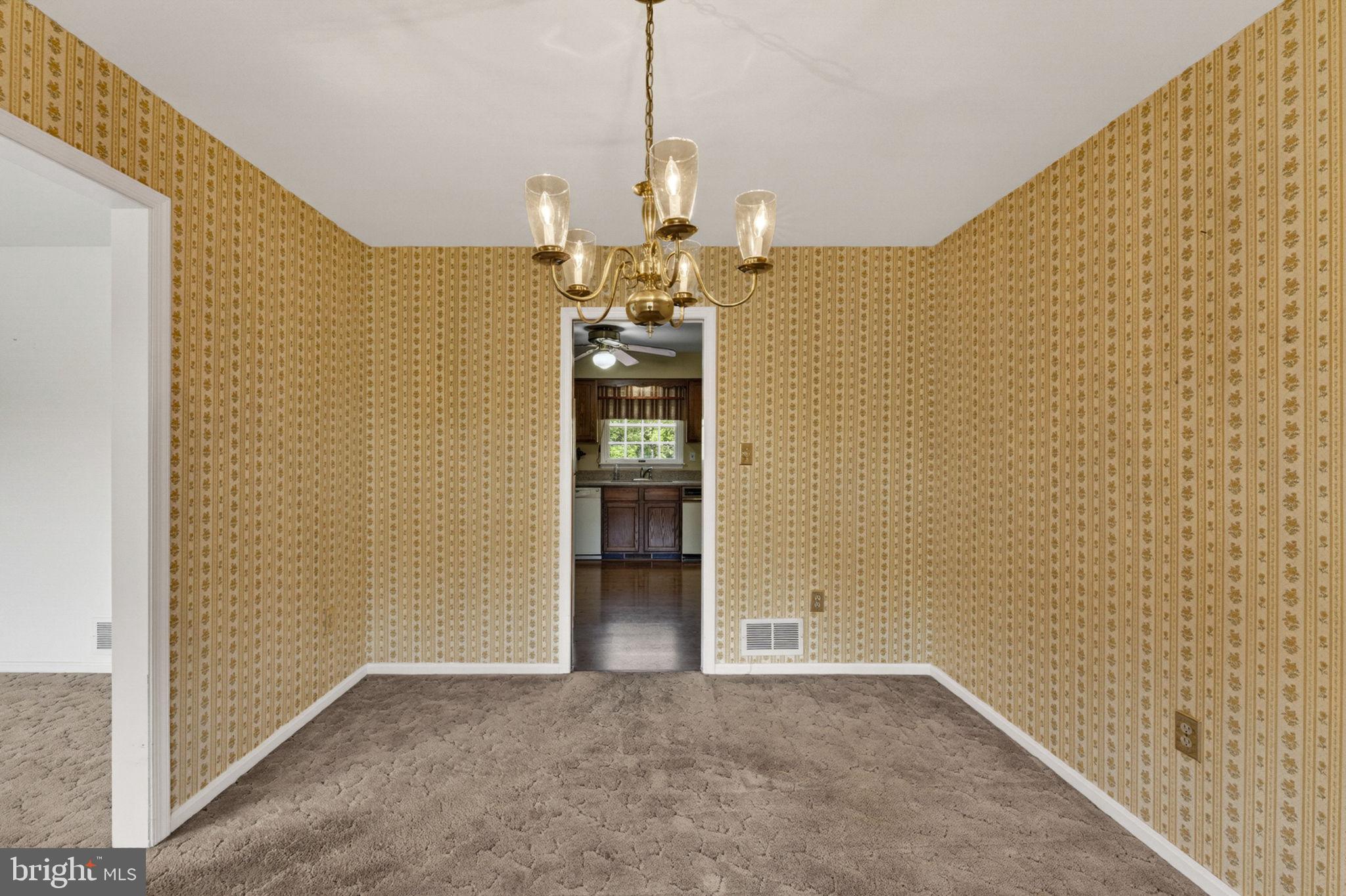 HUNTINGDONSHIRE HILLS - Residential