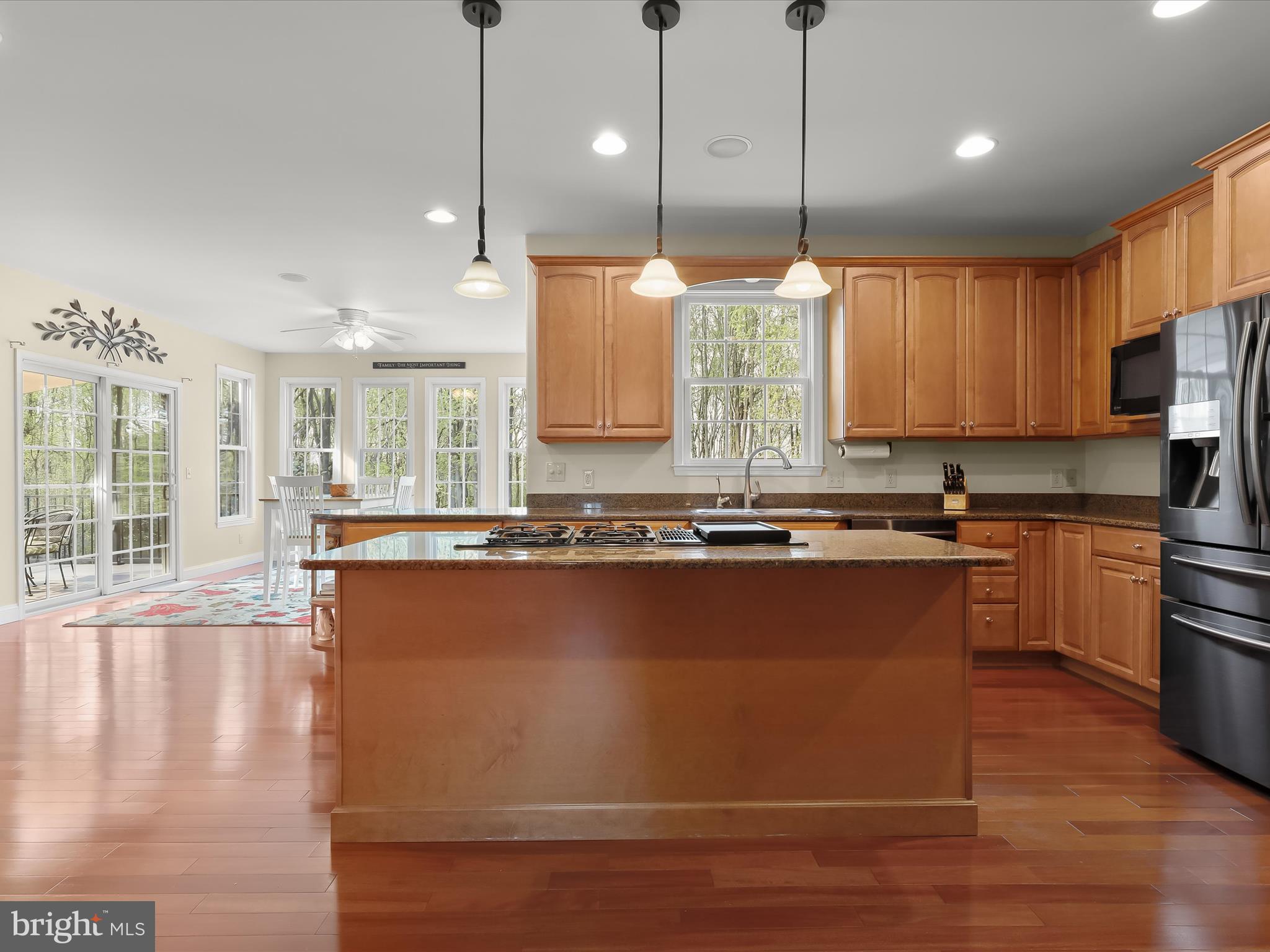 GLEN ARM - Residential