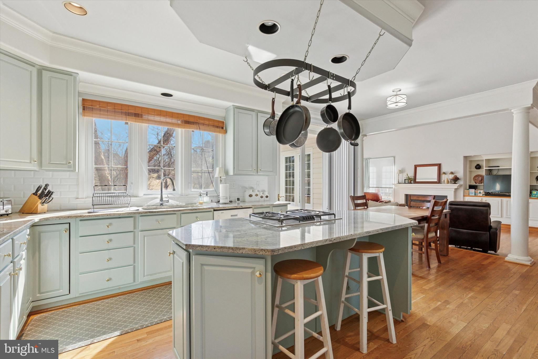 SUNWOOD FARM - Residential